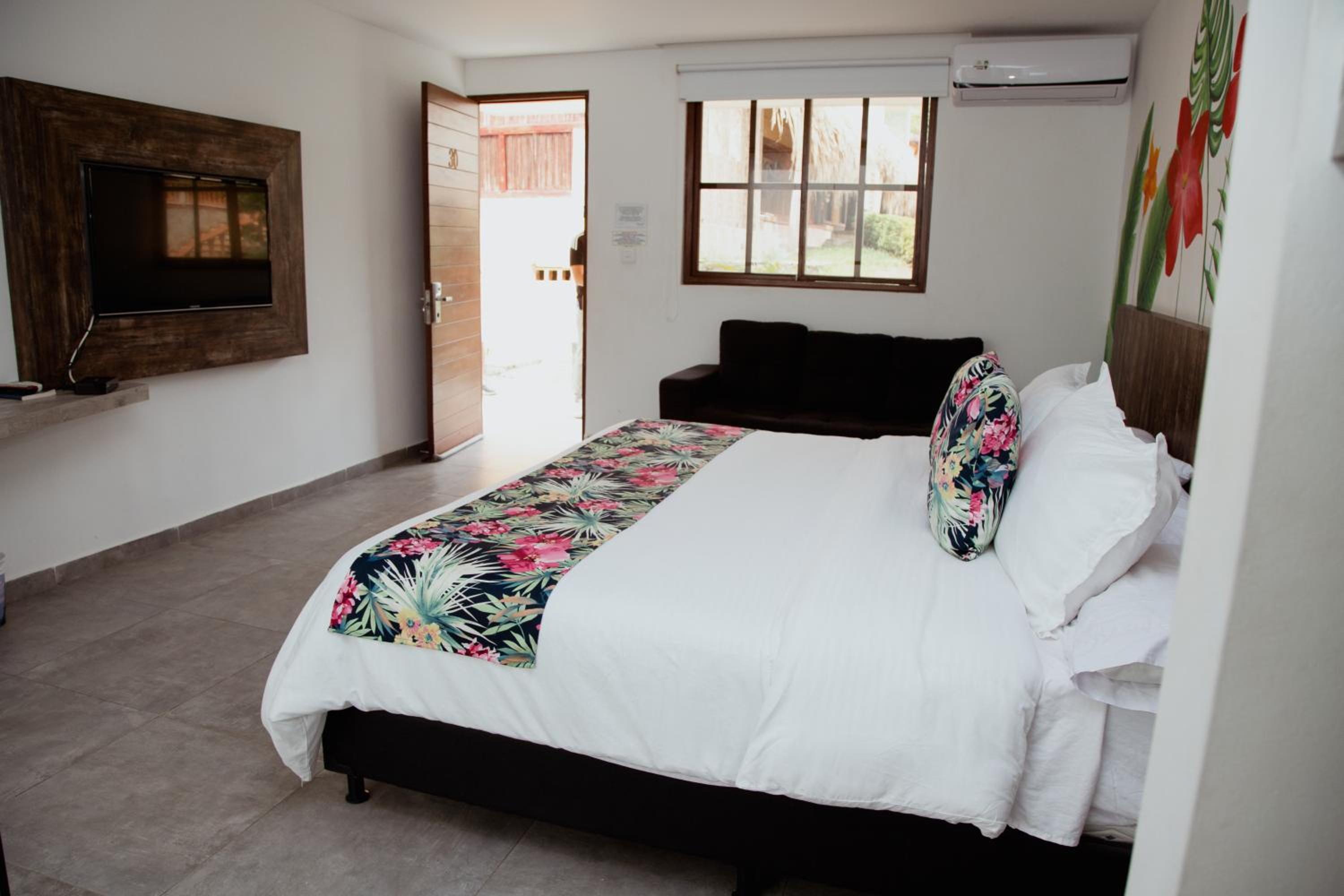 Executive Suite photo 2