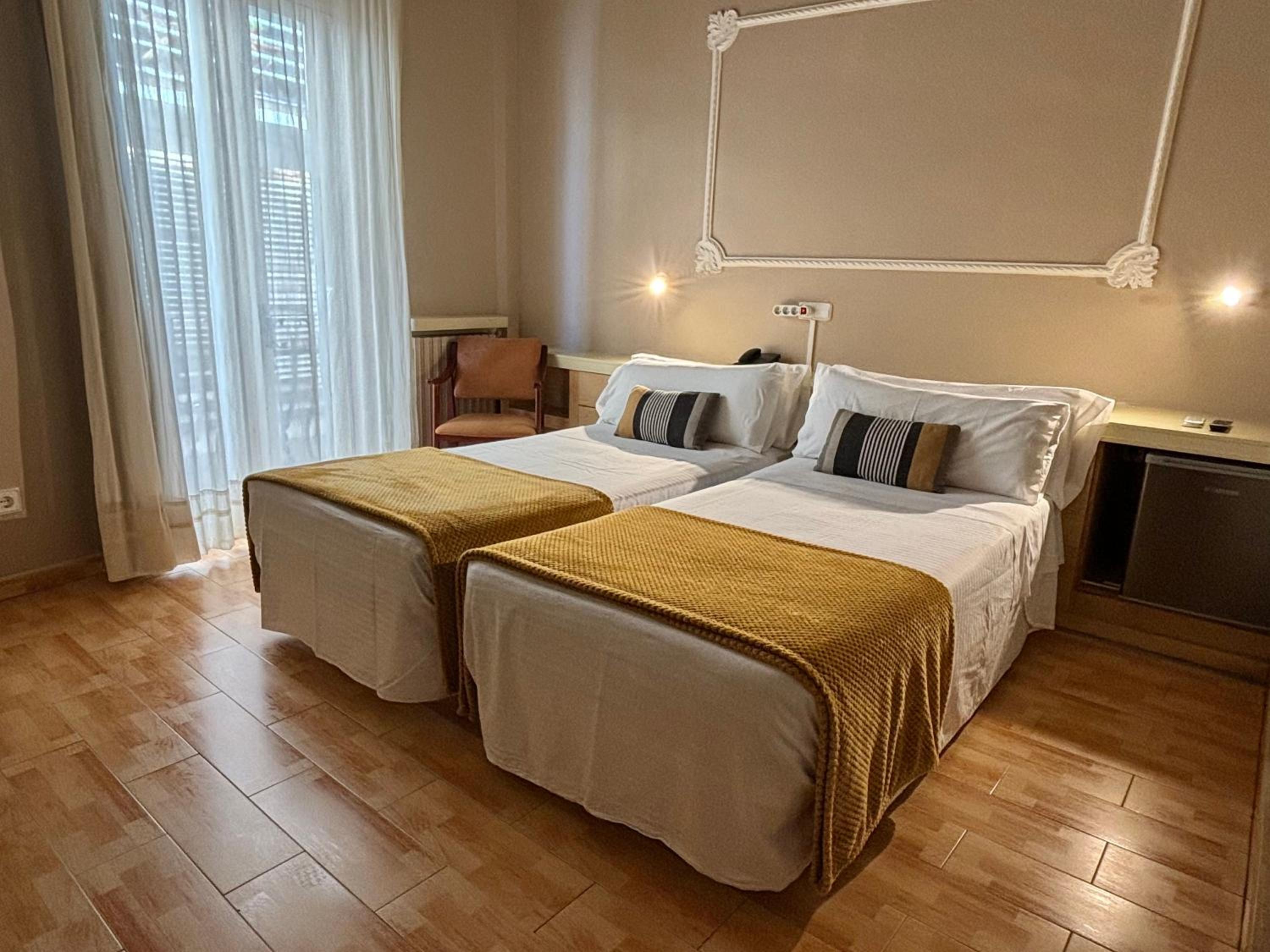 Double or Twin Room - Photo 1
