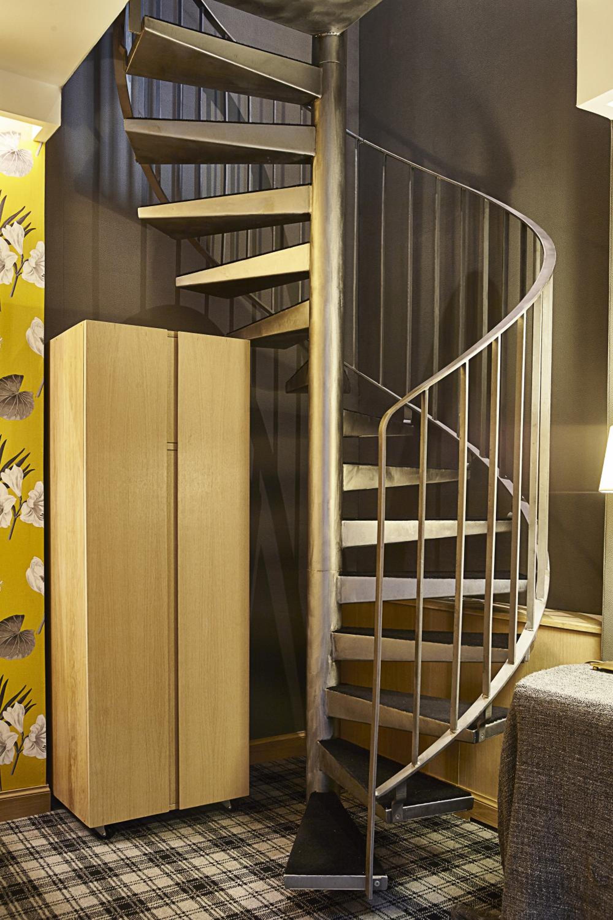 Duplex Quadruple Room thumbnail 6