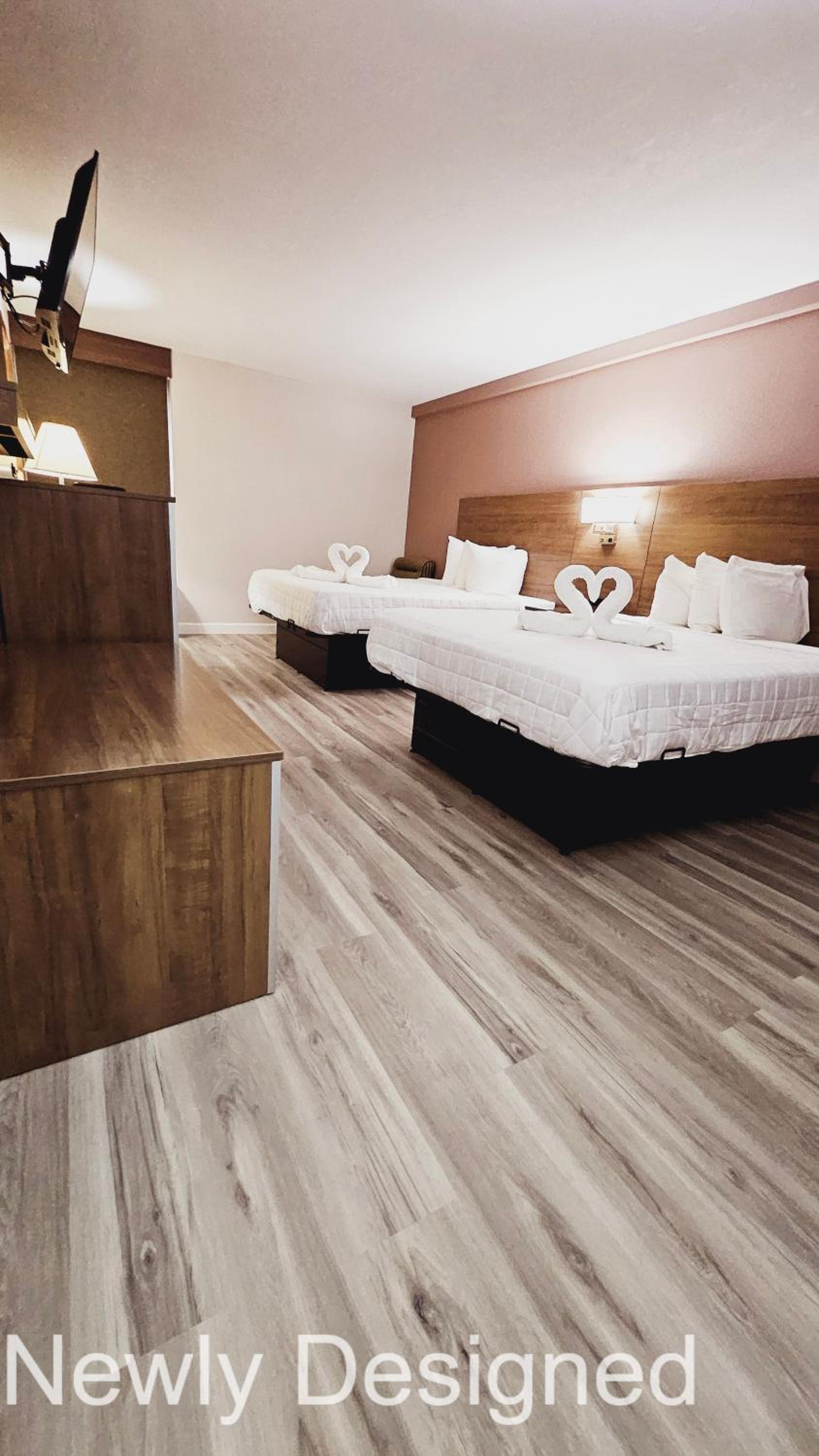 Double Room with Two Double Beds - Non-Smoking - Photo 14