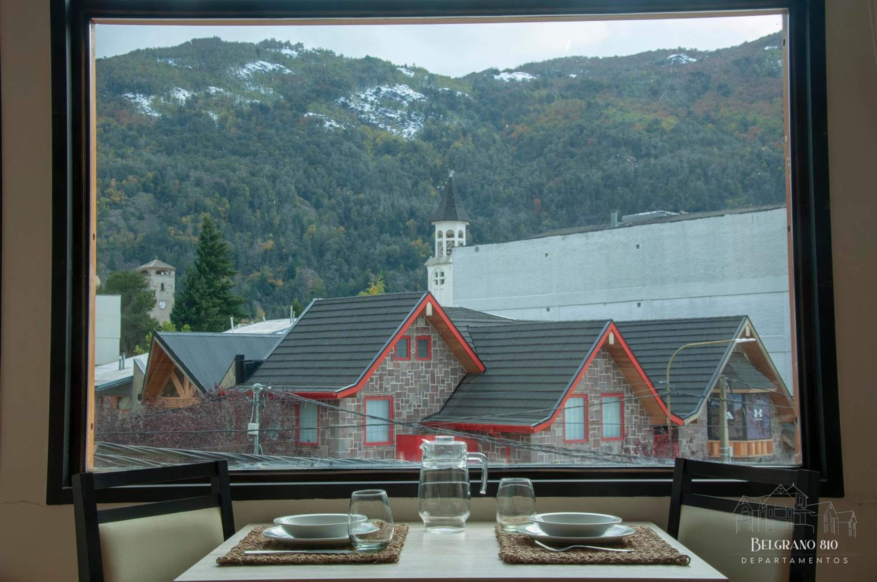 Studio with Mountain View photo 2