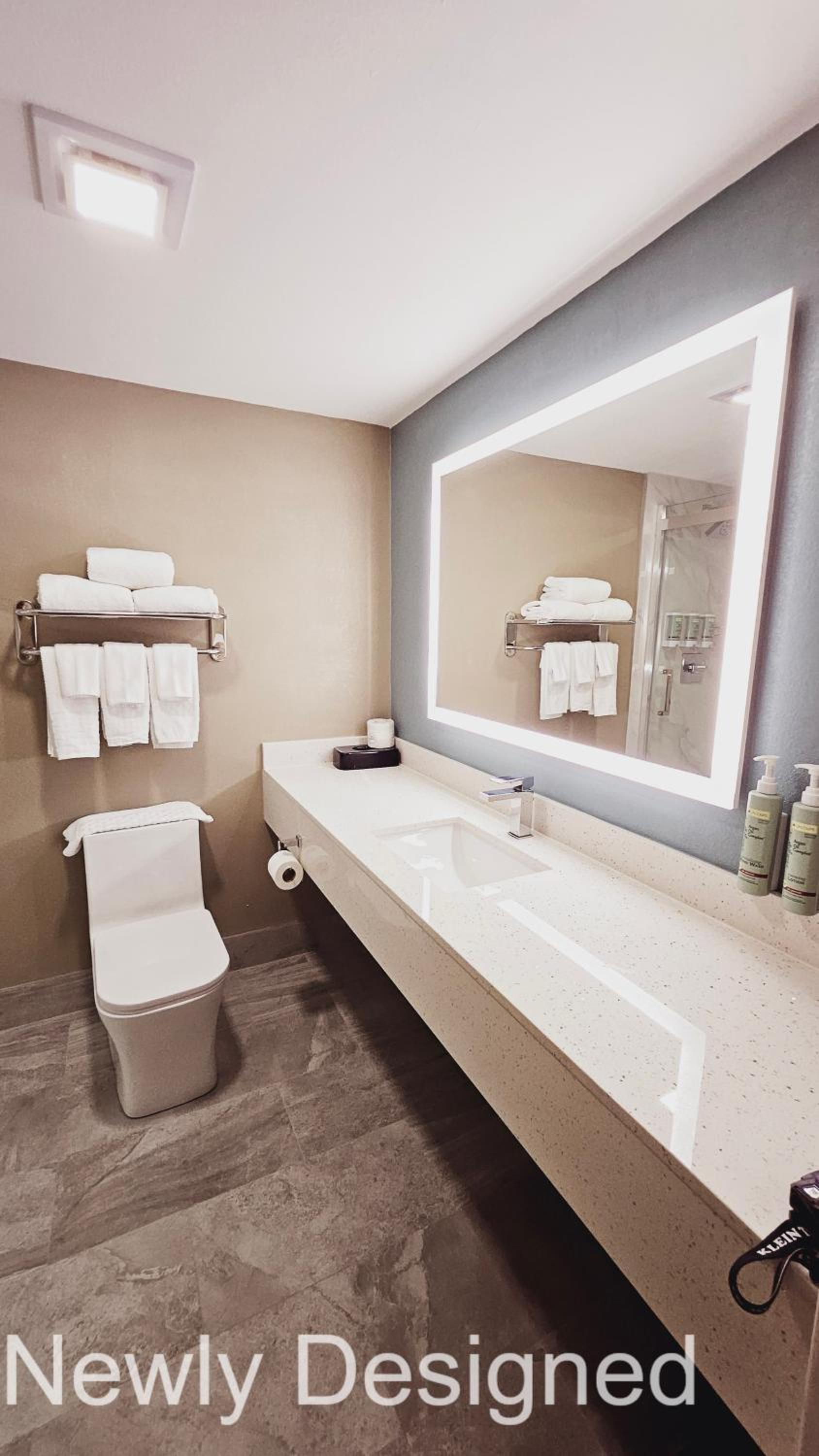 Double Room with Two Double Beds - Non-Smoking - Photo 8