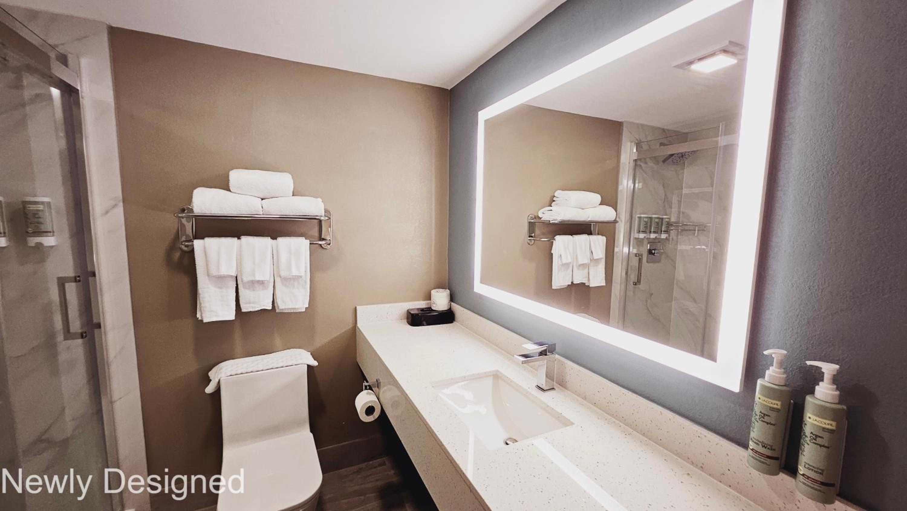 Double Room with Two Double Beds - Non-Smoking - Photo 9
