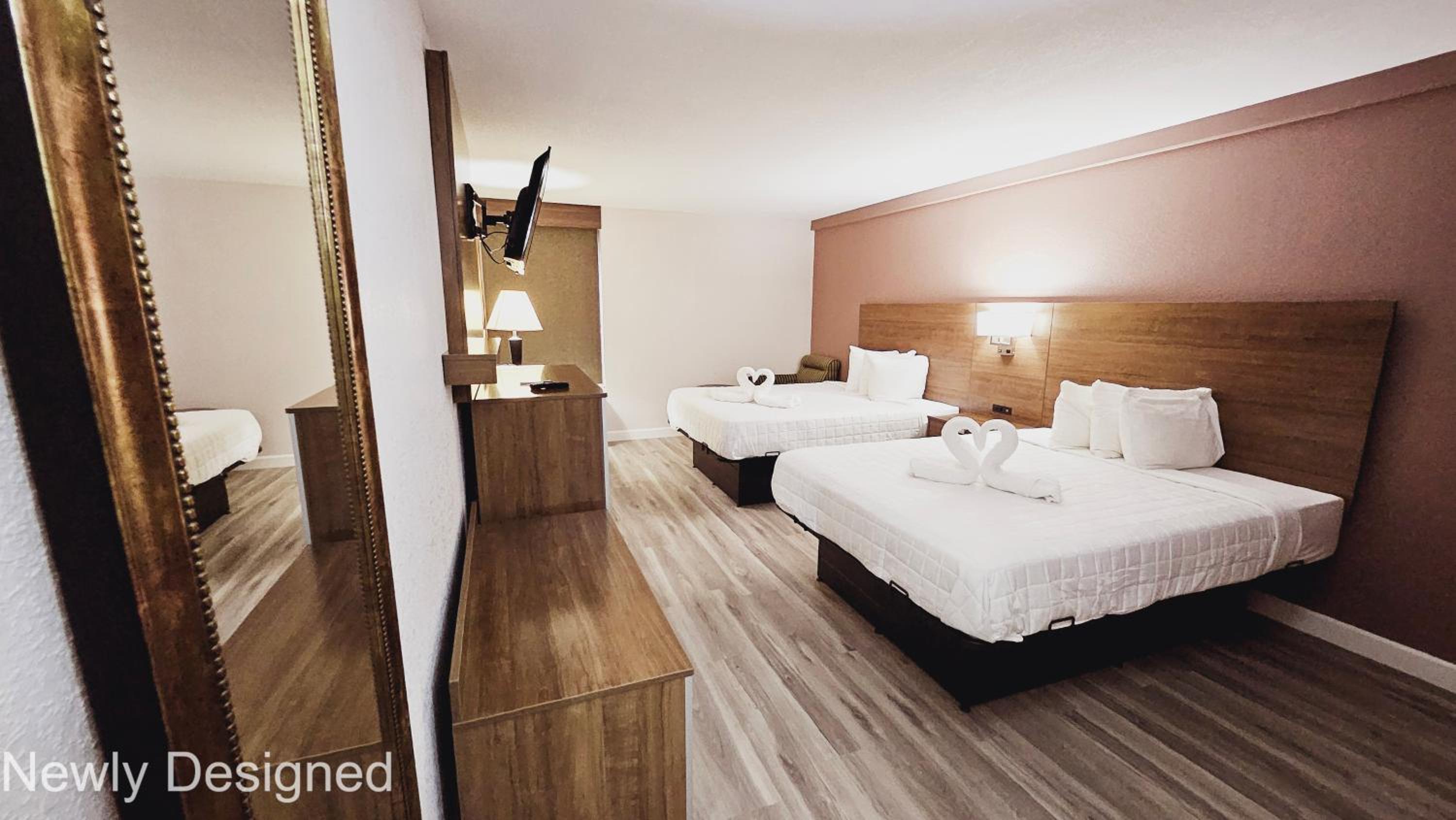 Double Room with Two Double Beds - Non-Smoking - Photo 15