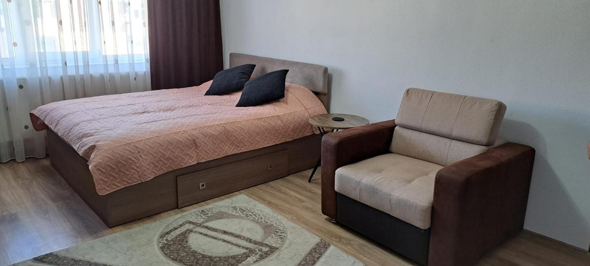 Two-Bedroom Apartment - Photo 5