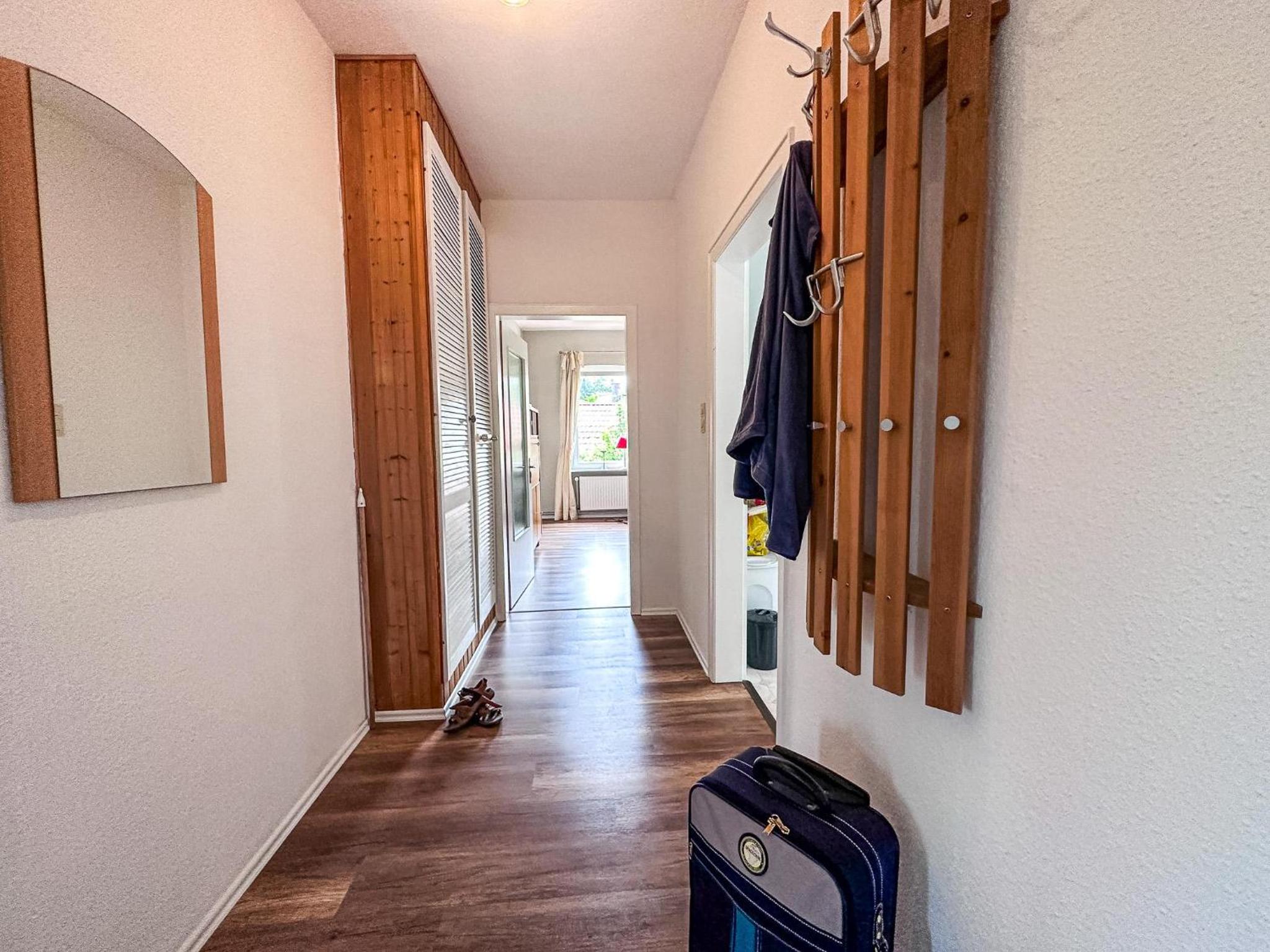 Two-Bedroom Apartment with Shower  photo 3