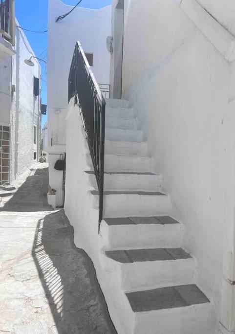 One-Bedroom House photo 2