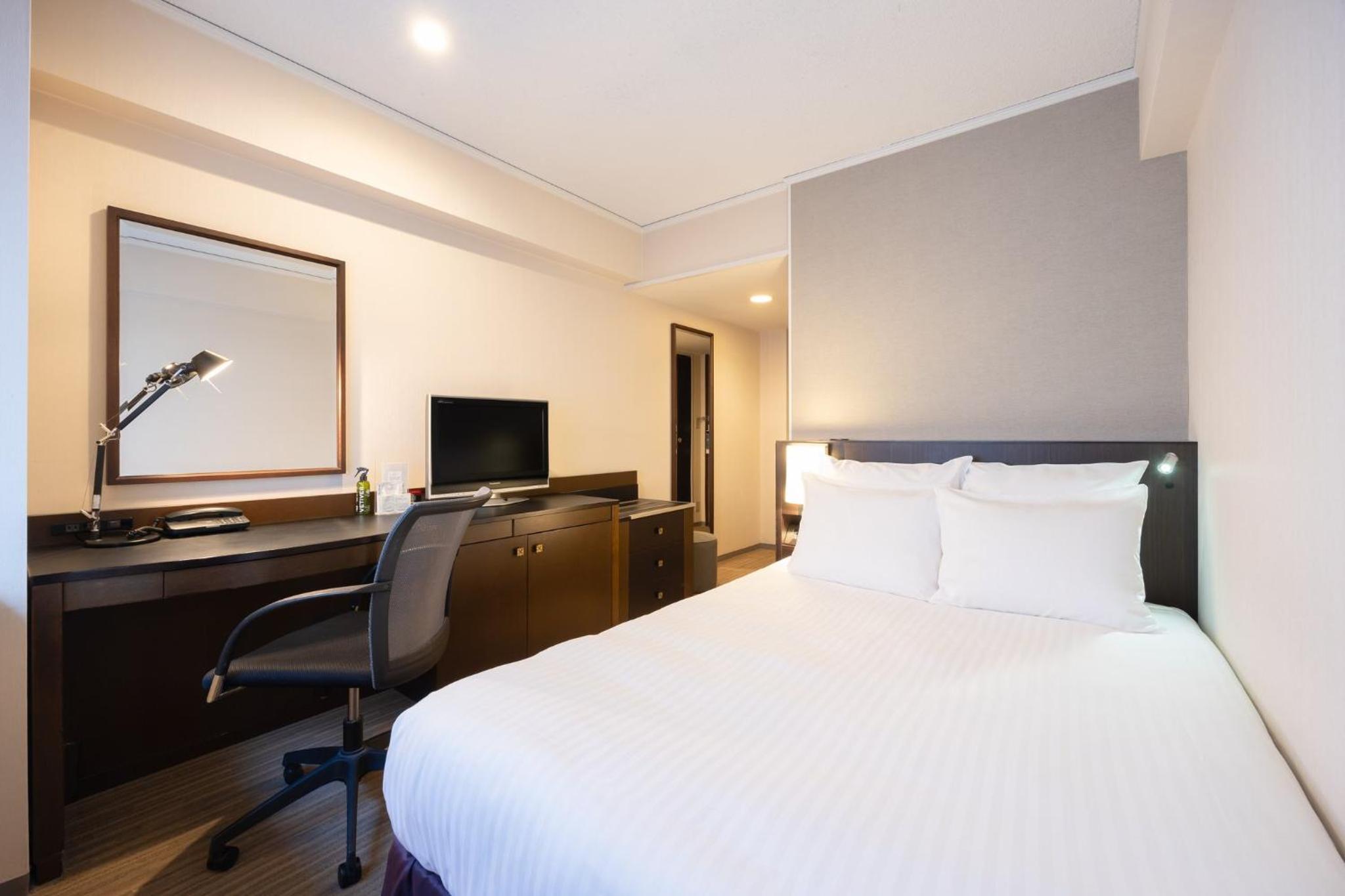 Standard Double Room - Photo 8