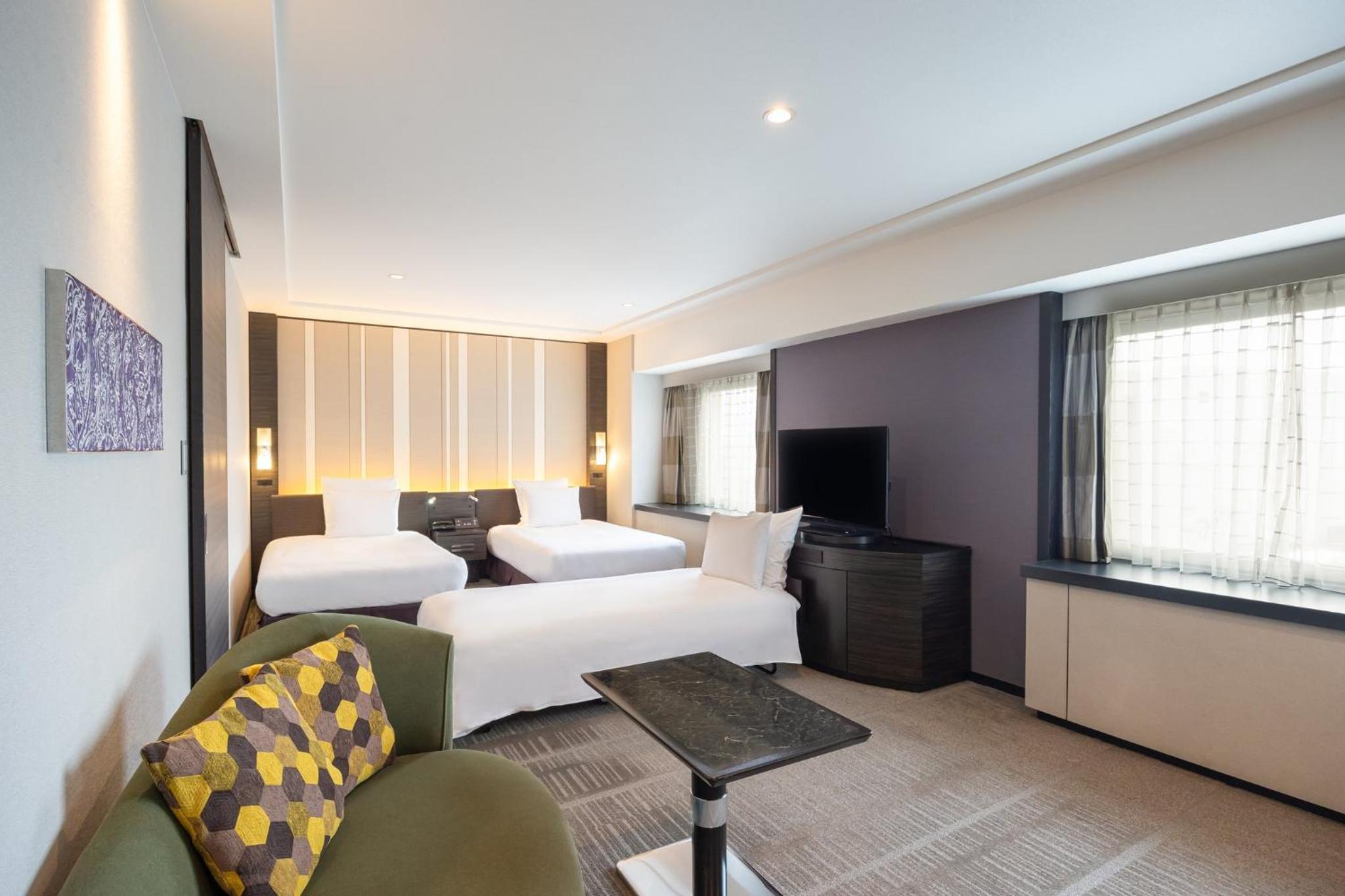 Premium Room with Two Single Beds - High Floor/Lounge Access - Photo 1