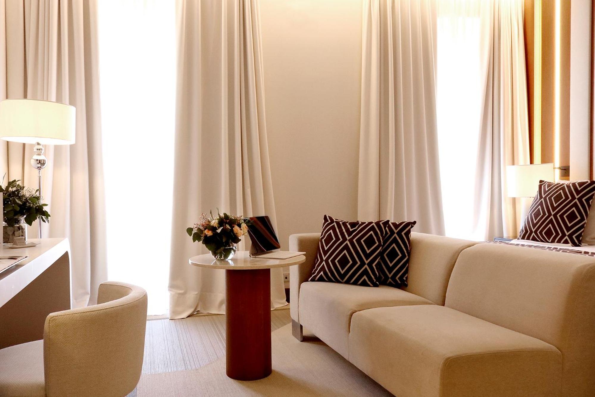 Double Room with Balcony - Photo 3