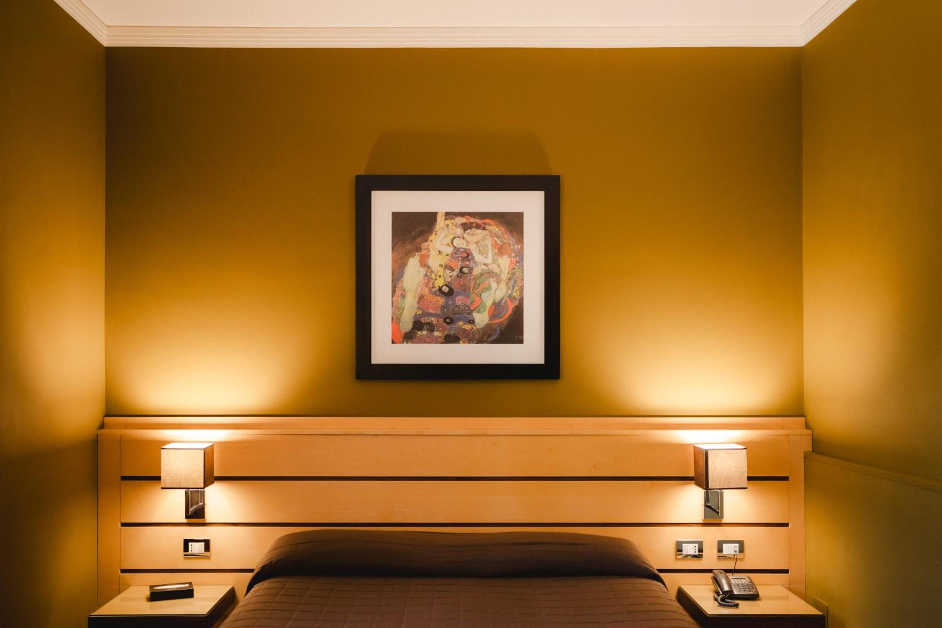 Double or Twin Room - Photo 4