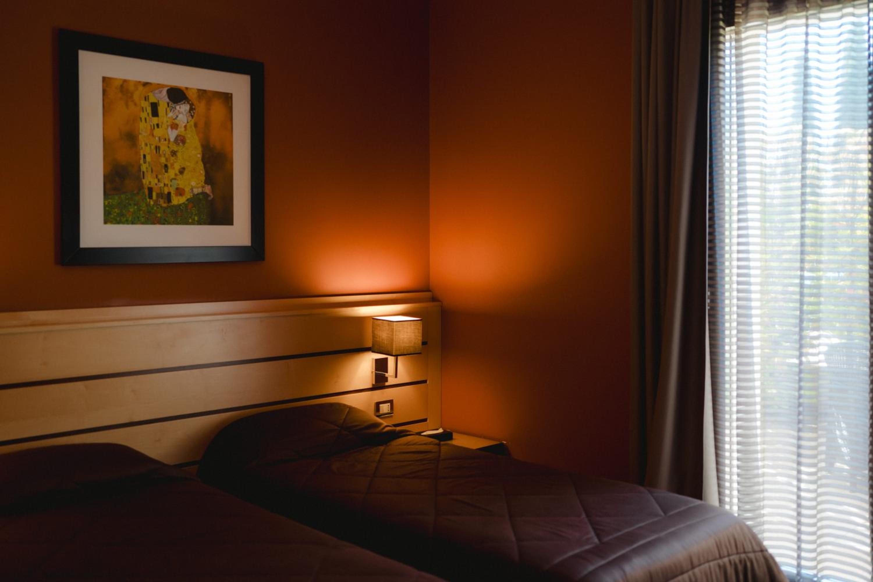 Double or Twin Room - Photo 9