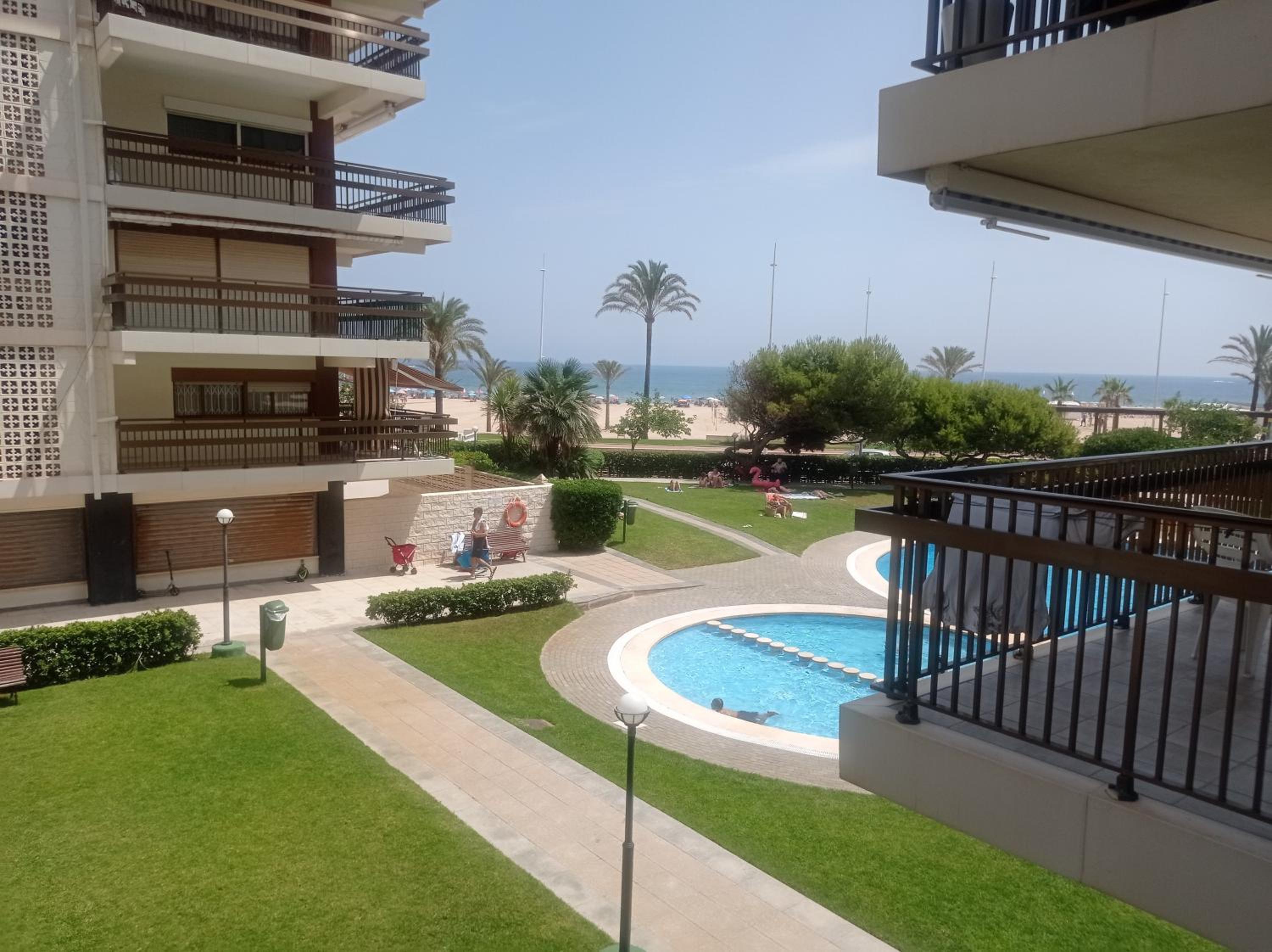 Apartment with Terrace photo 2