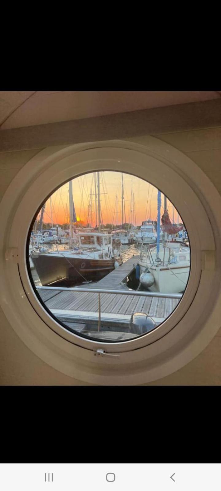 Deluxe Double Room with Sea View - Photo 32