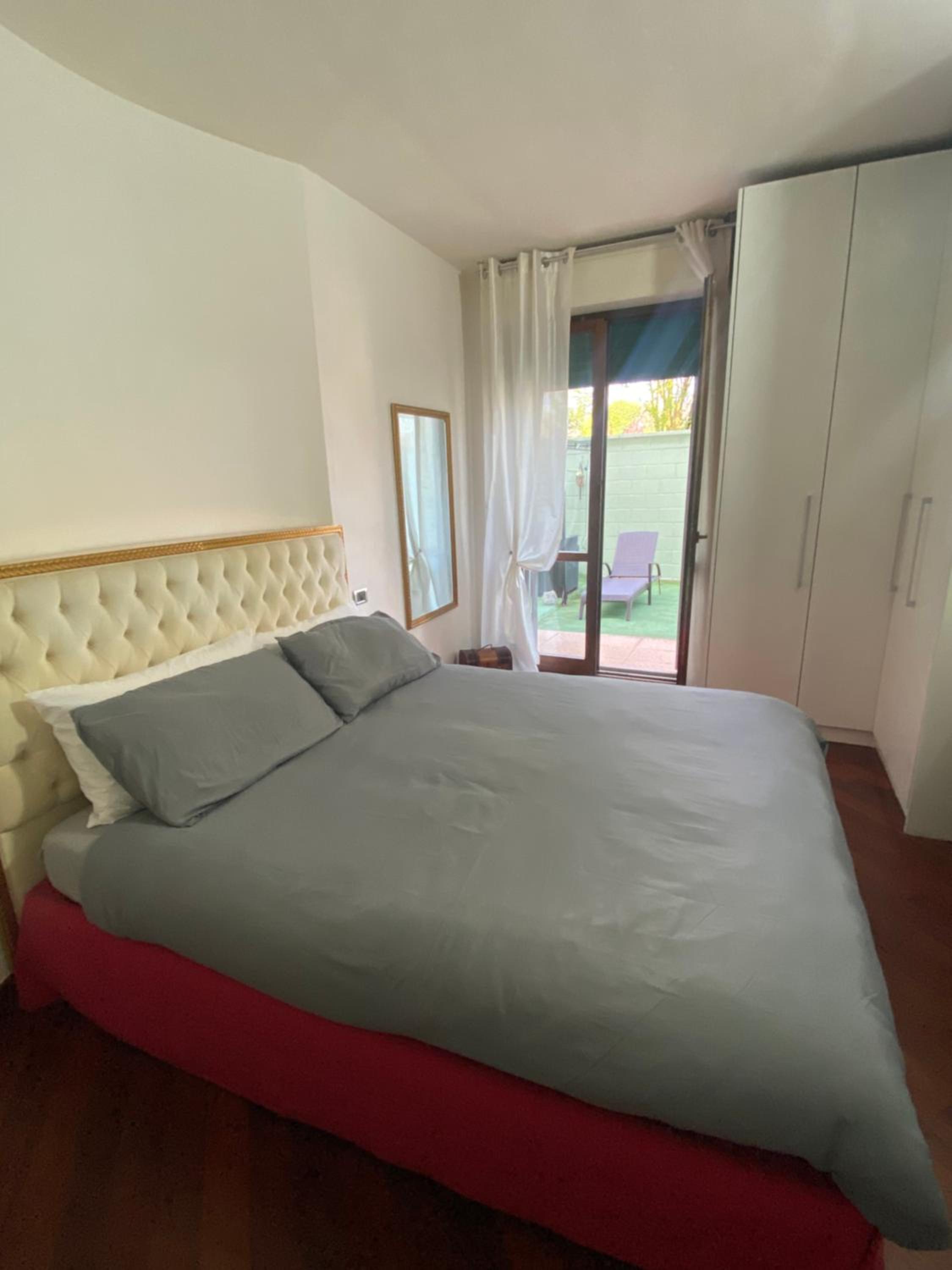 Apartment With Garden View photo 1