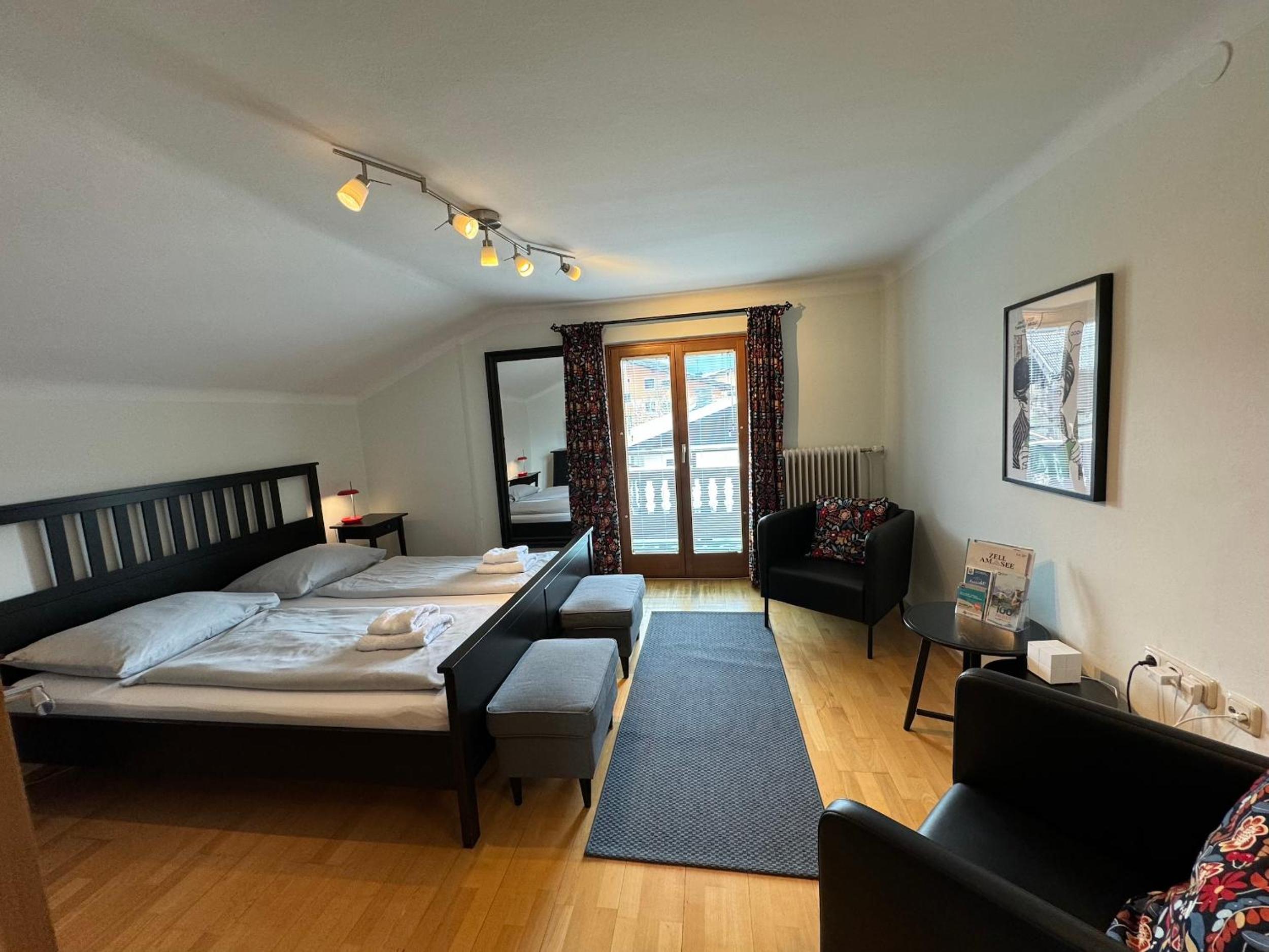 Two-Bedroom Penthouse Apartment photo 1