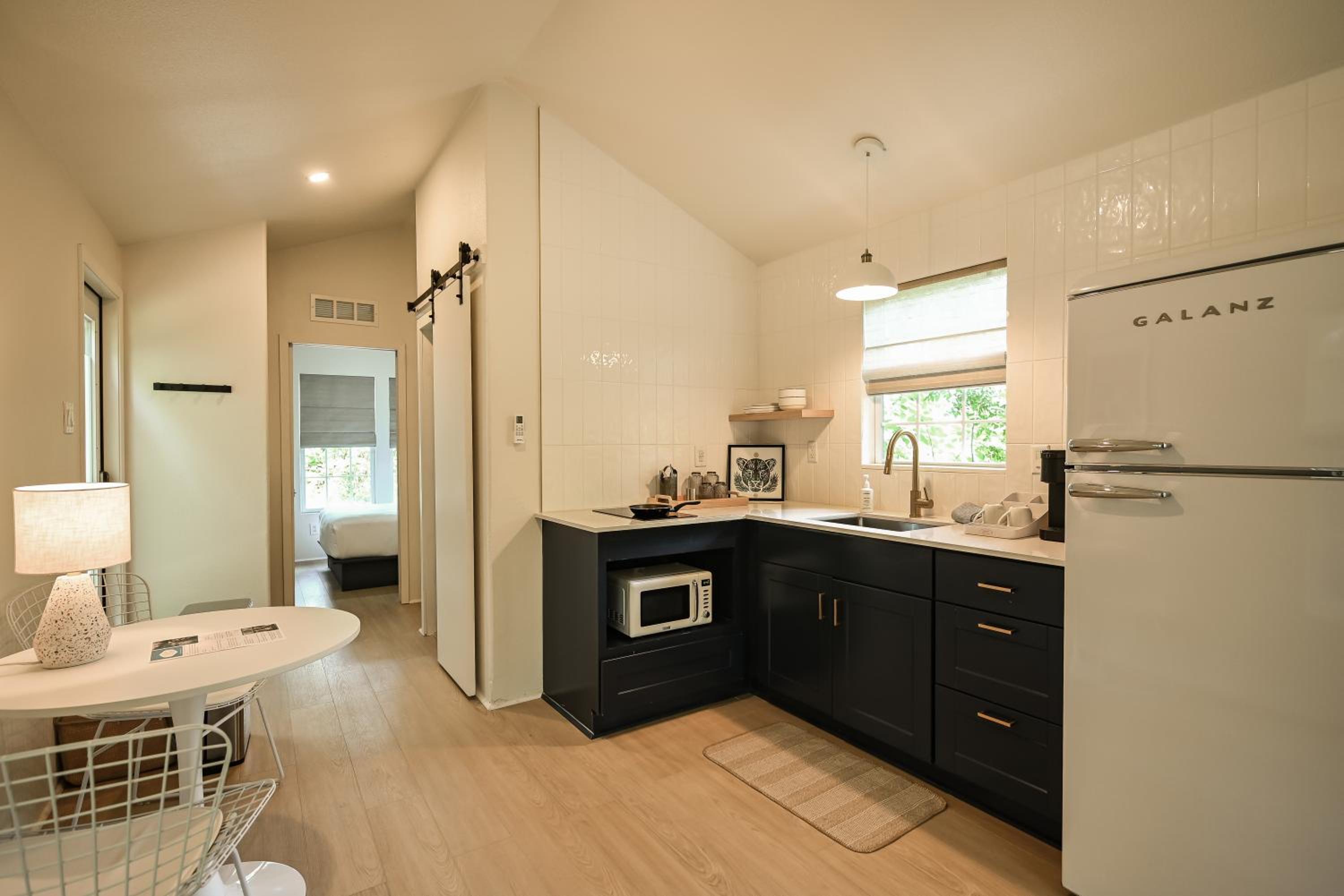 Superior Suite - Photo 5