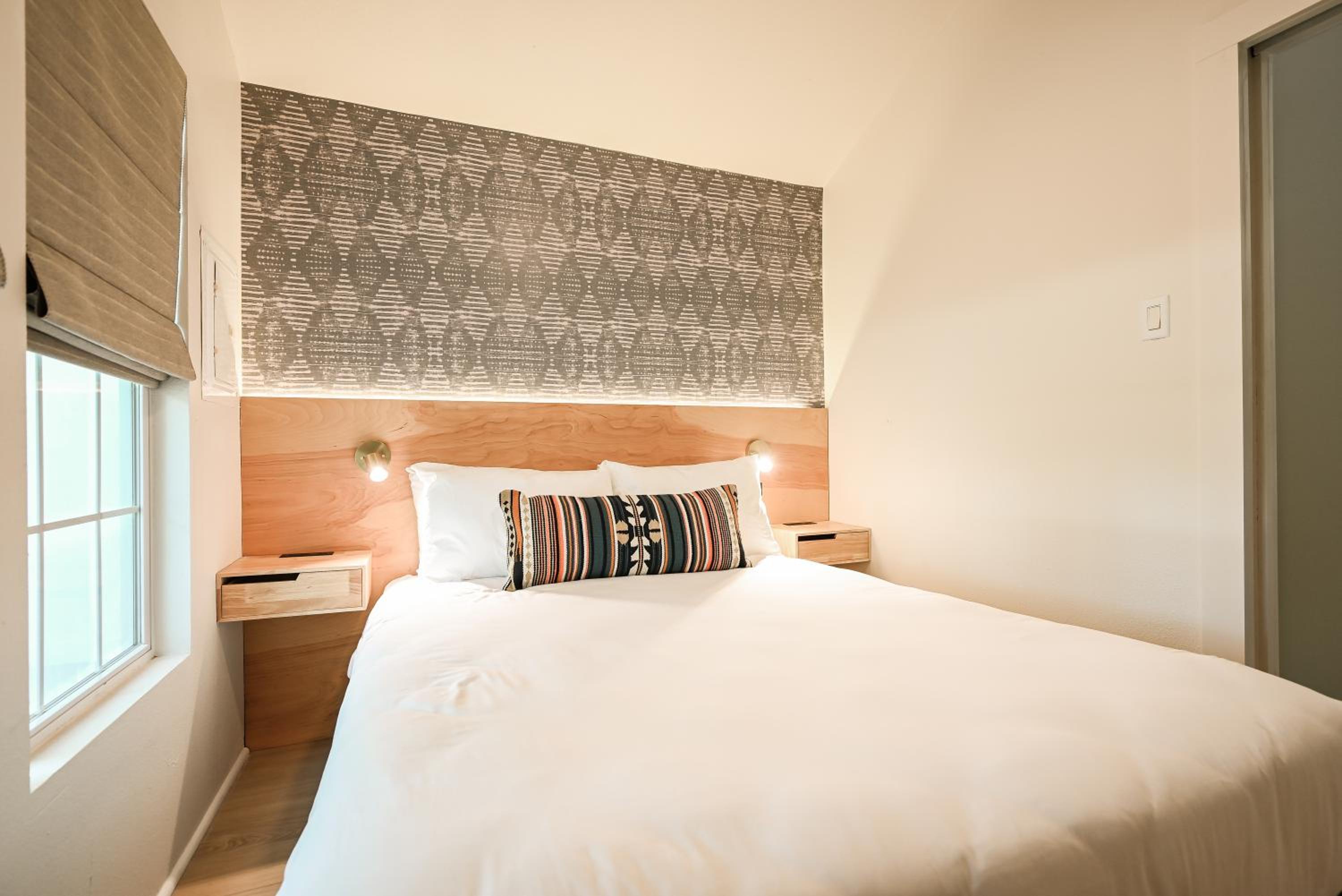 Deluxe Suite - Photo 3