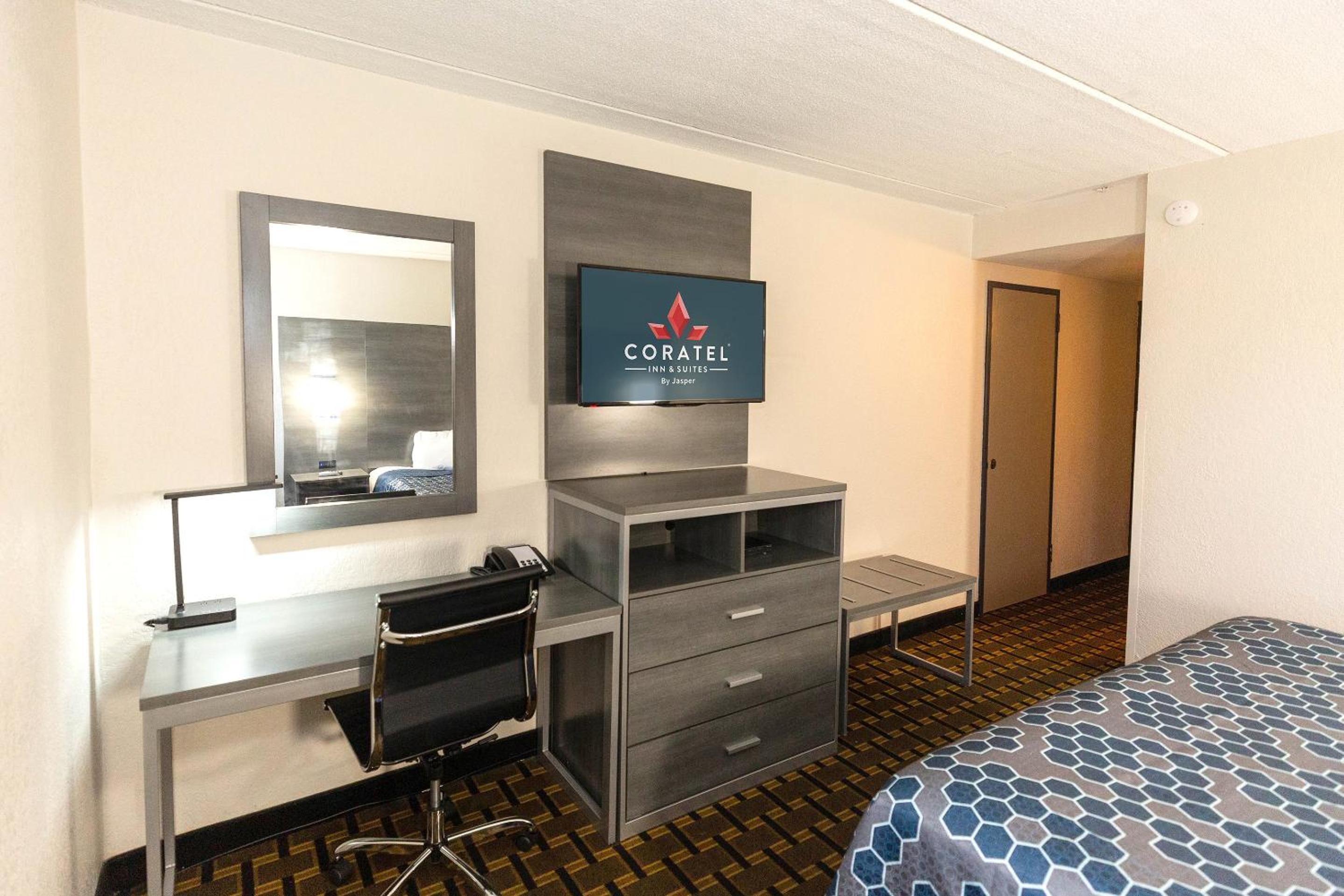 Deluxe King Room - Photo 4