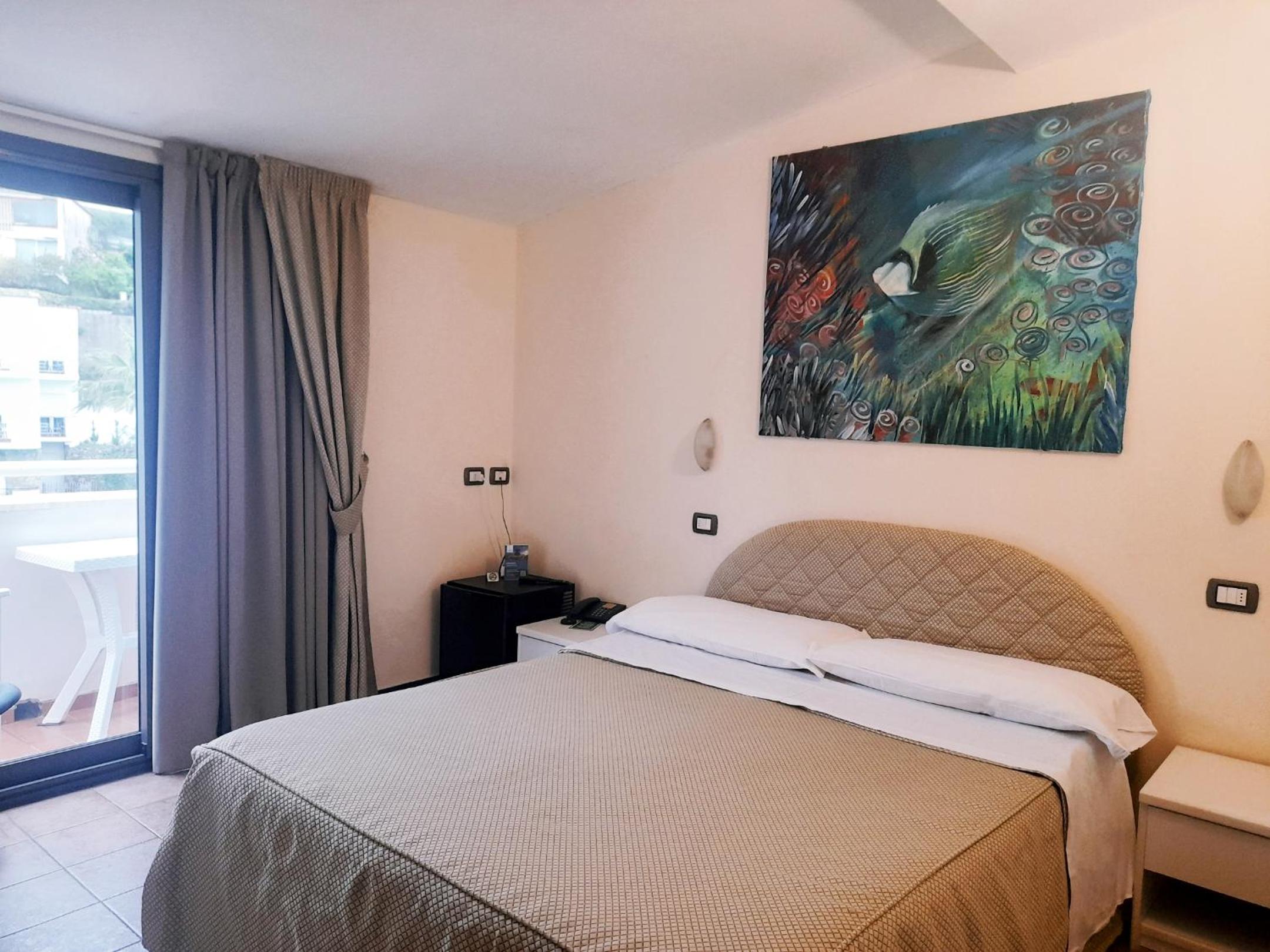 Economy Double Room with Hill View