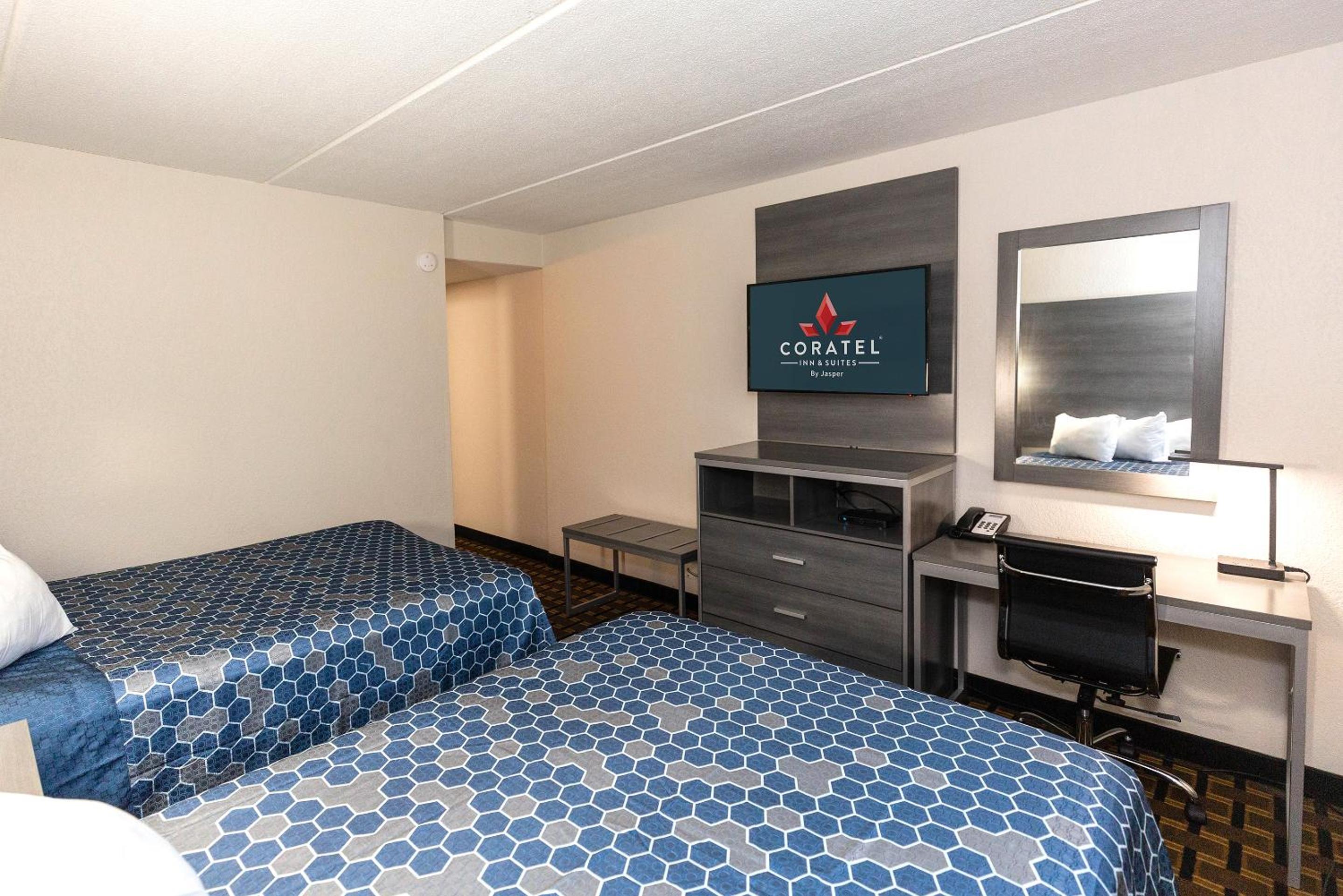 Standard Double Room with Two Double Beds - Photo 3