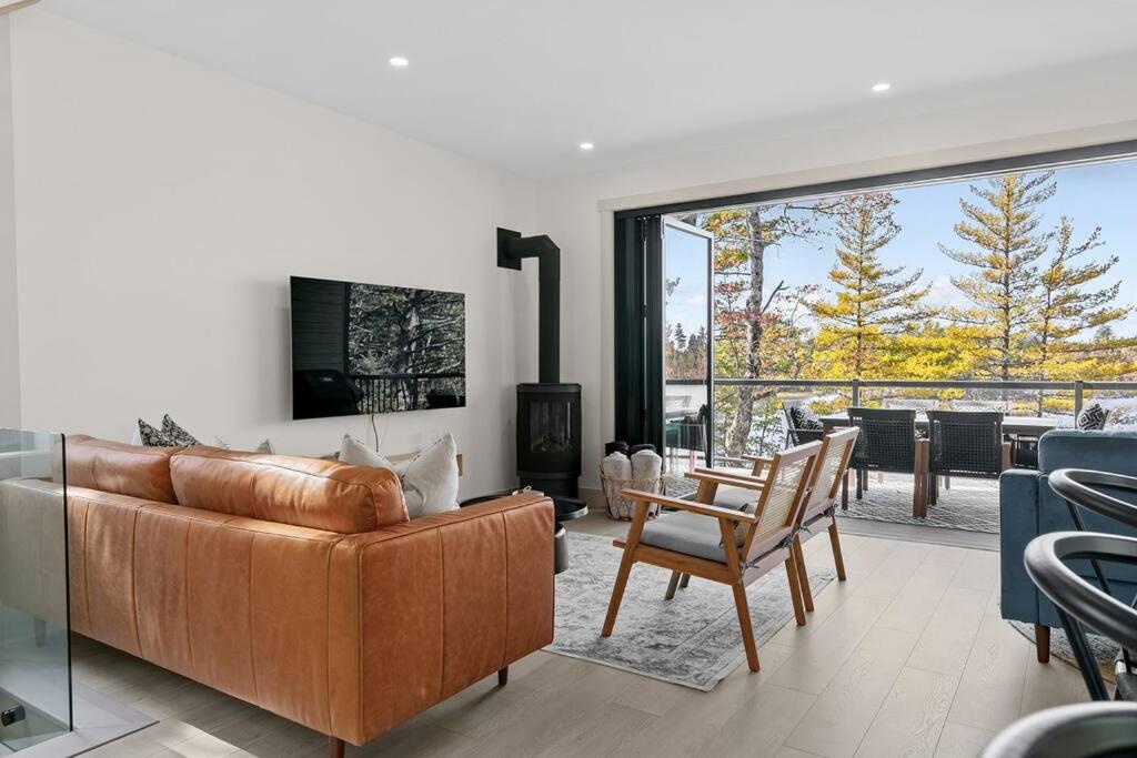 Three-Bedroom Villa photo 1