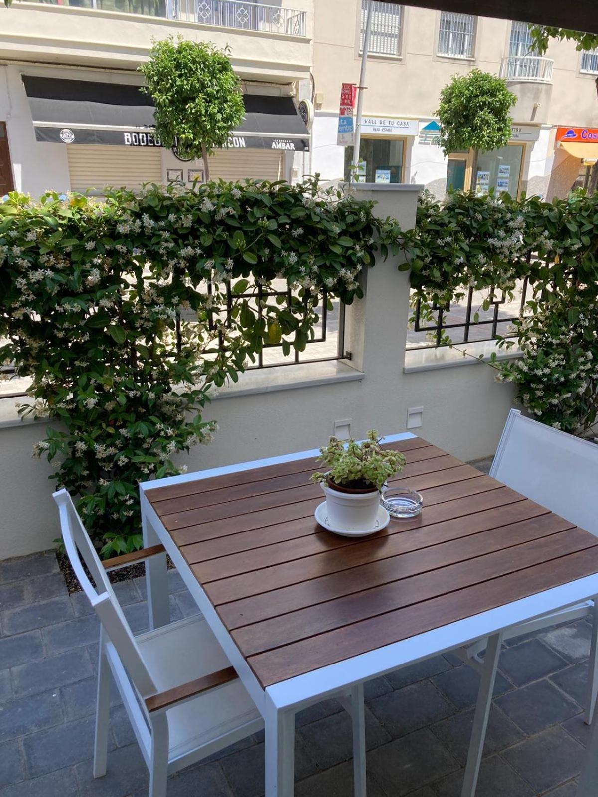 Apartment with Terrace - Photo 74