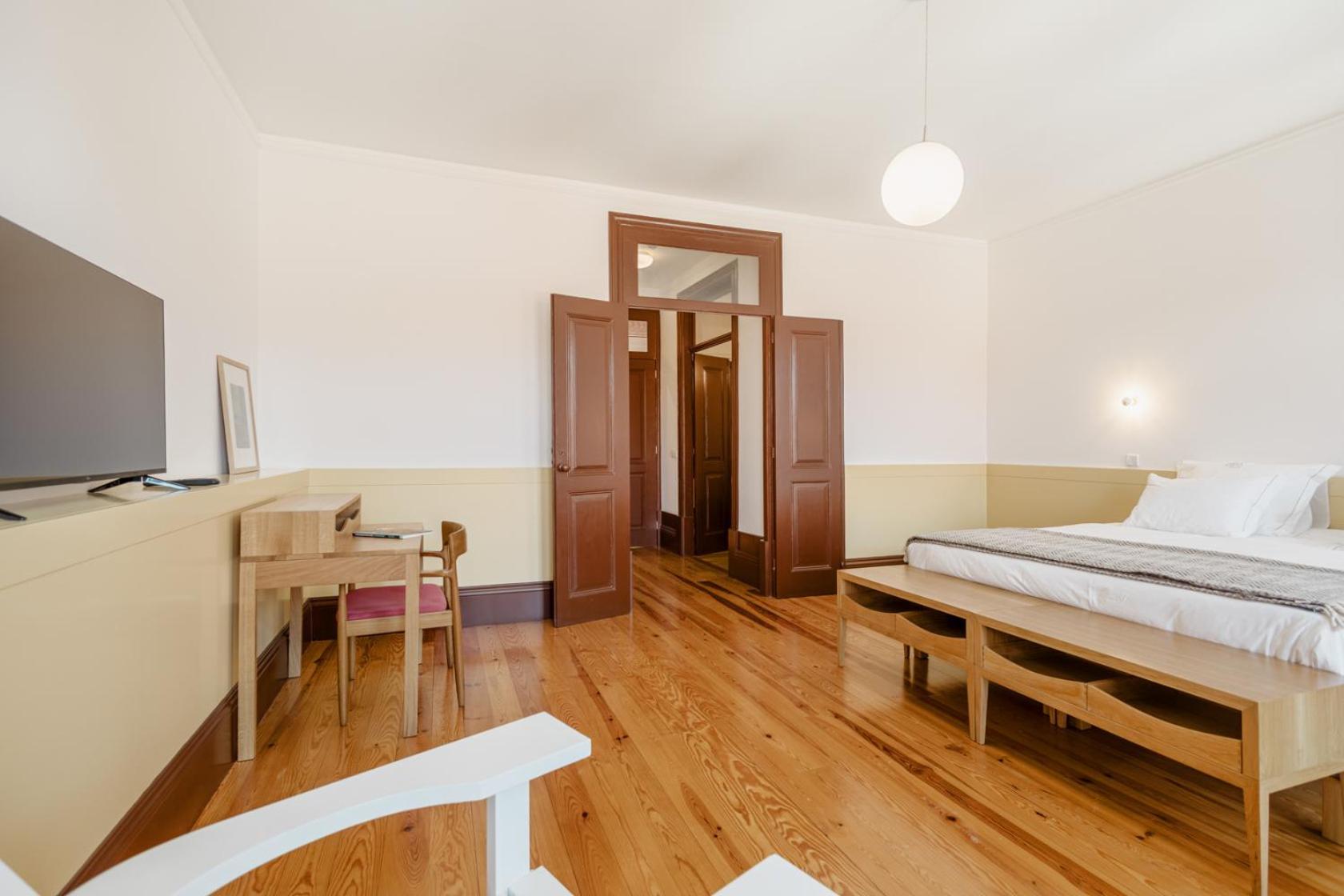 Twin Room with Balcony photo 2