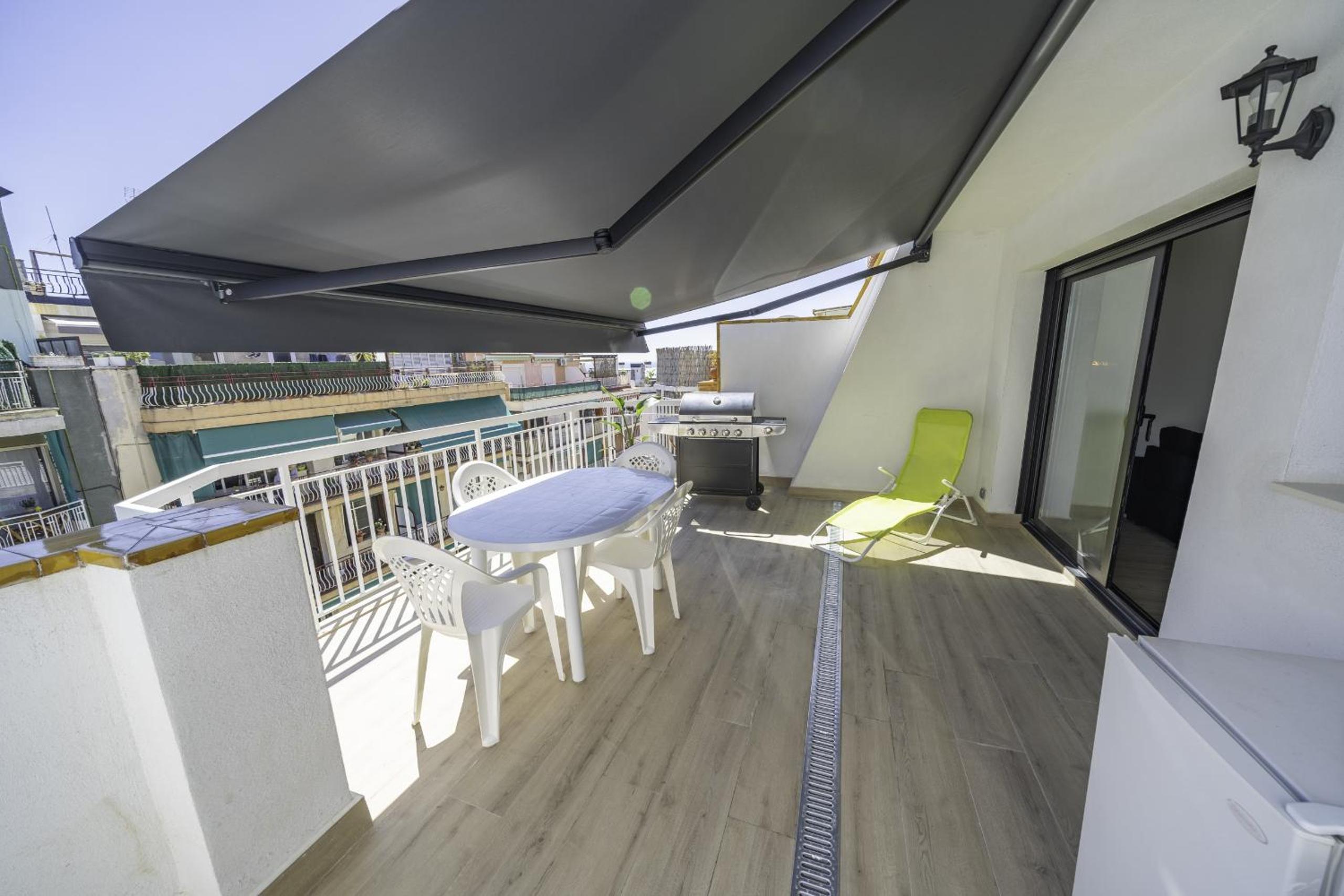 Two-Bedroom Apartment with Terrace photo 2