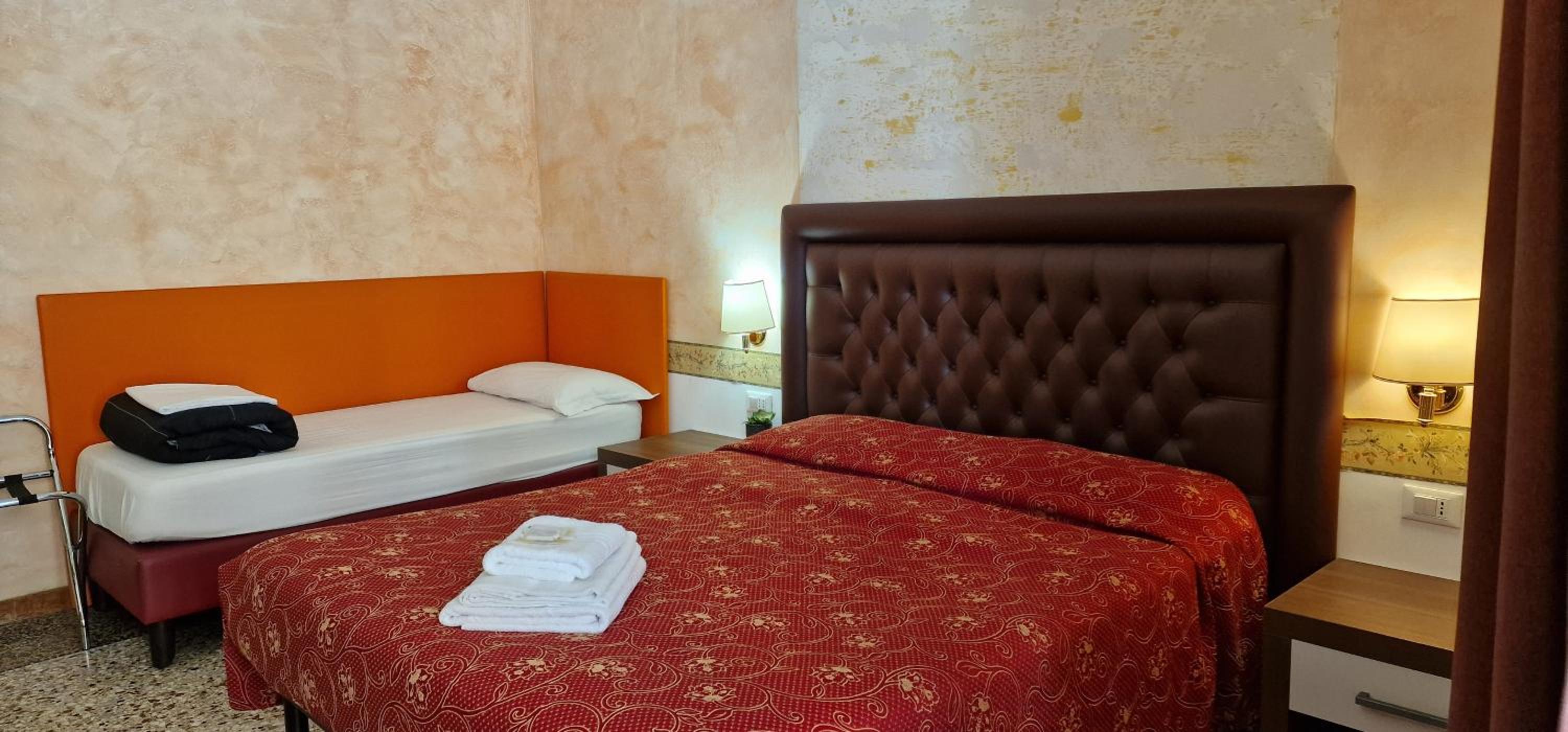 Deluxe Triple Room photo 1