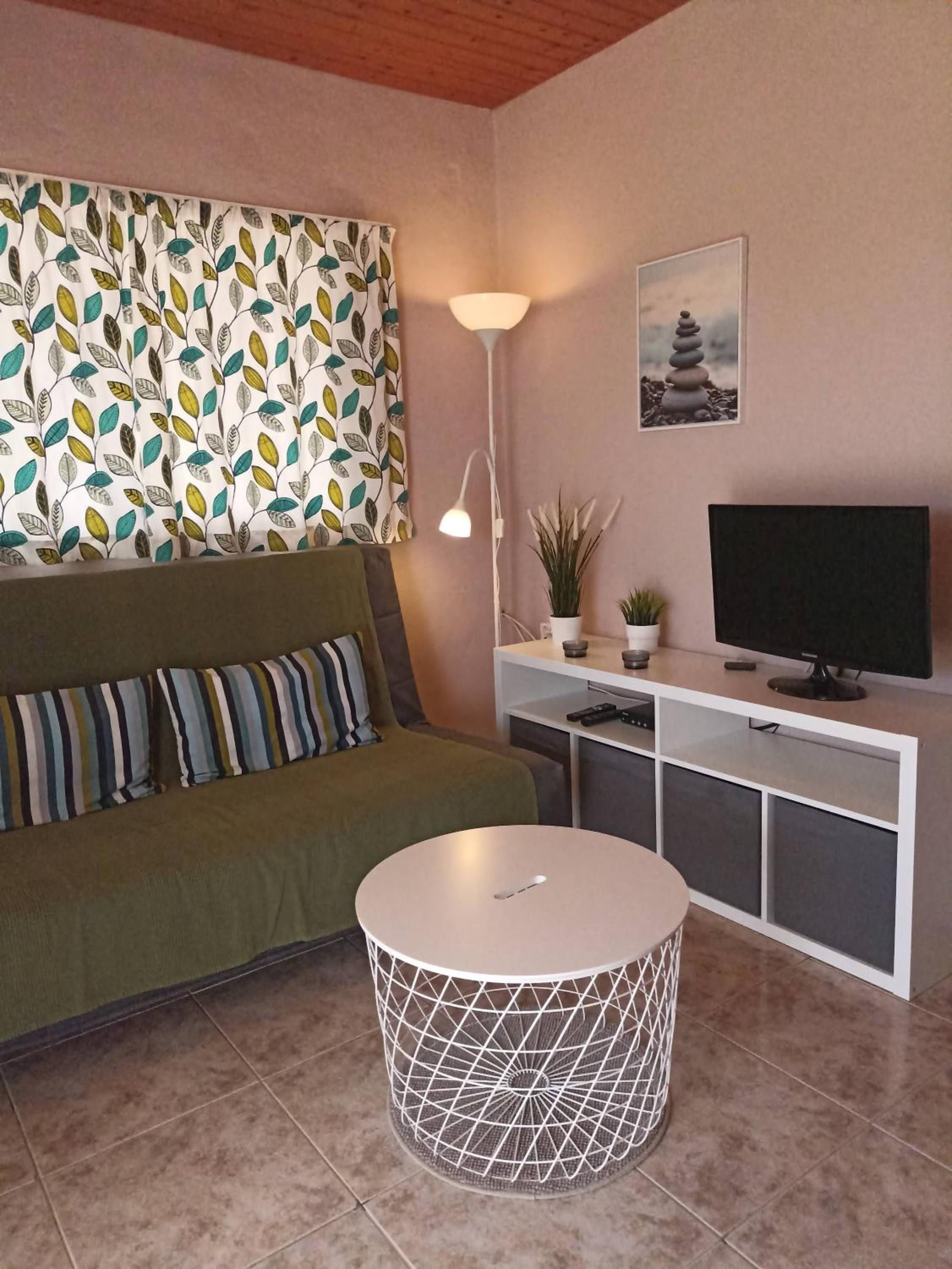 One-Bedroom House photo 3