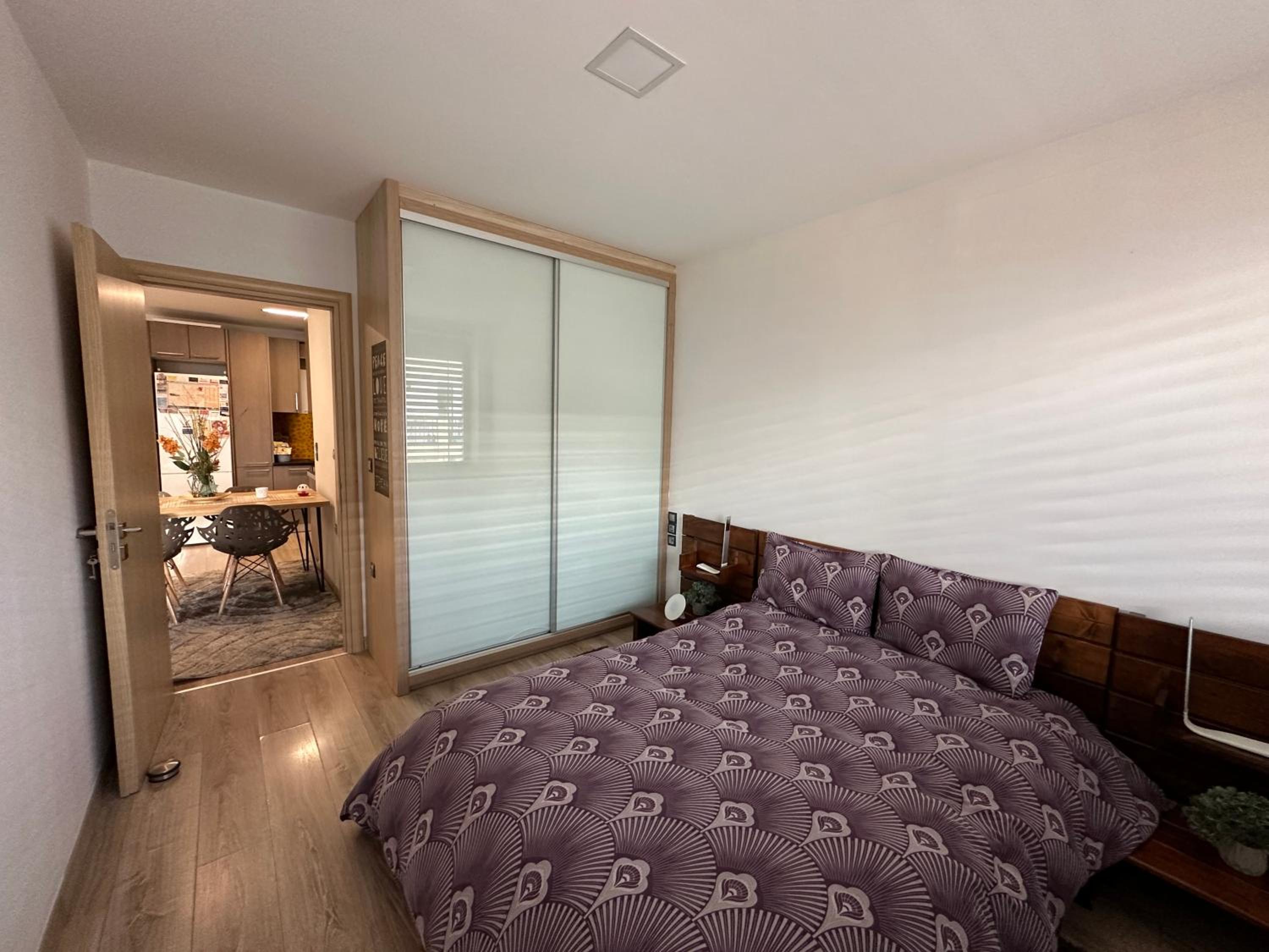 One-Bedroom Apartment - Photo 10