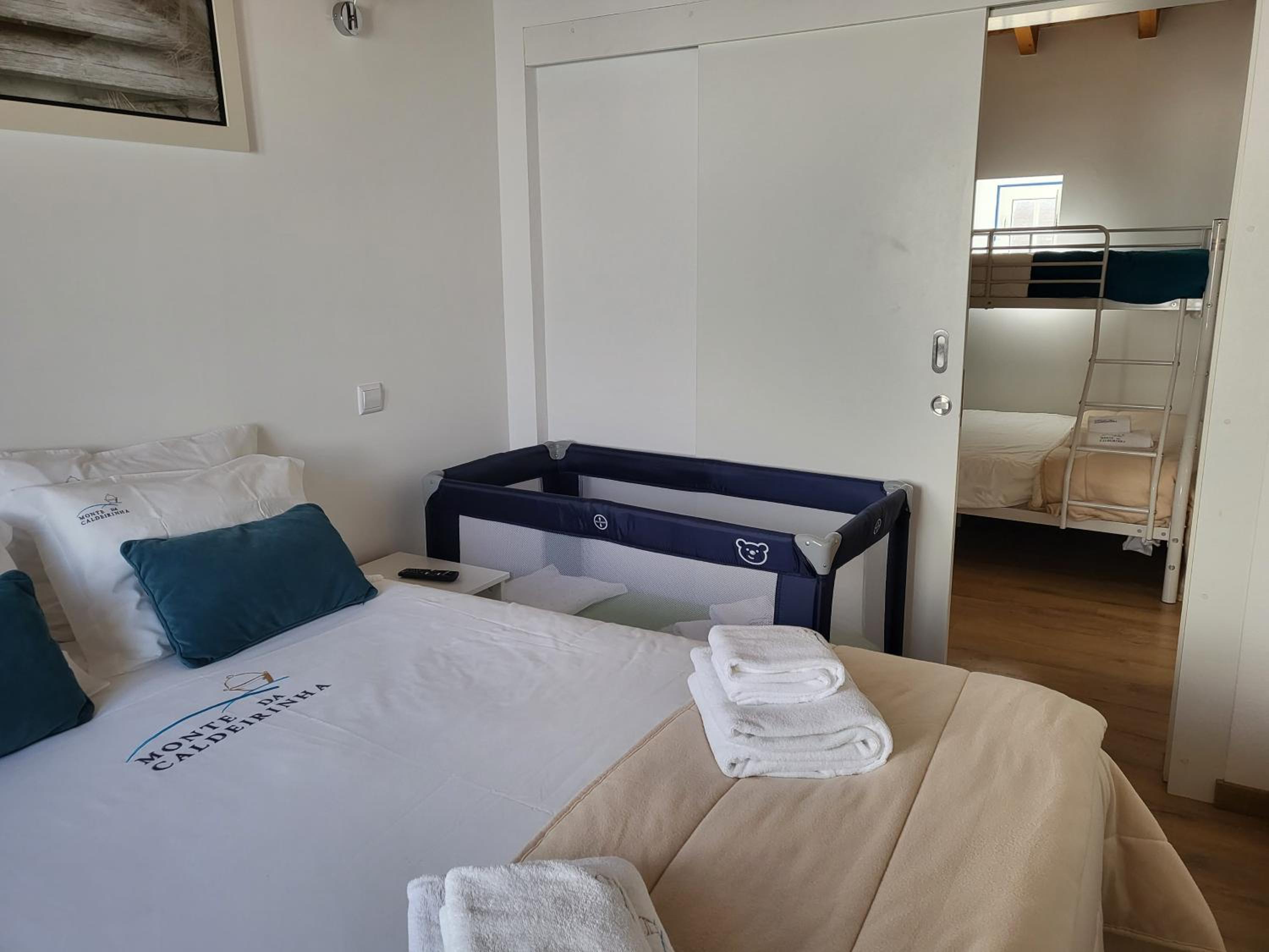 One-Bedroom House photo 1