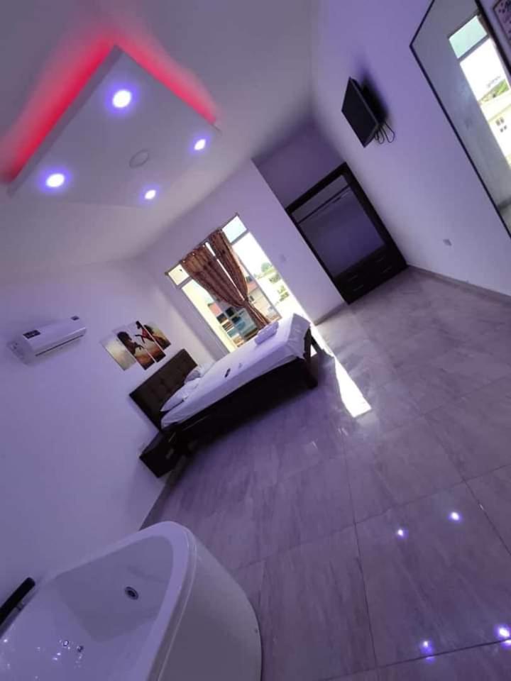 Queen Room with Spa Bath photo 1