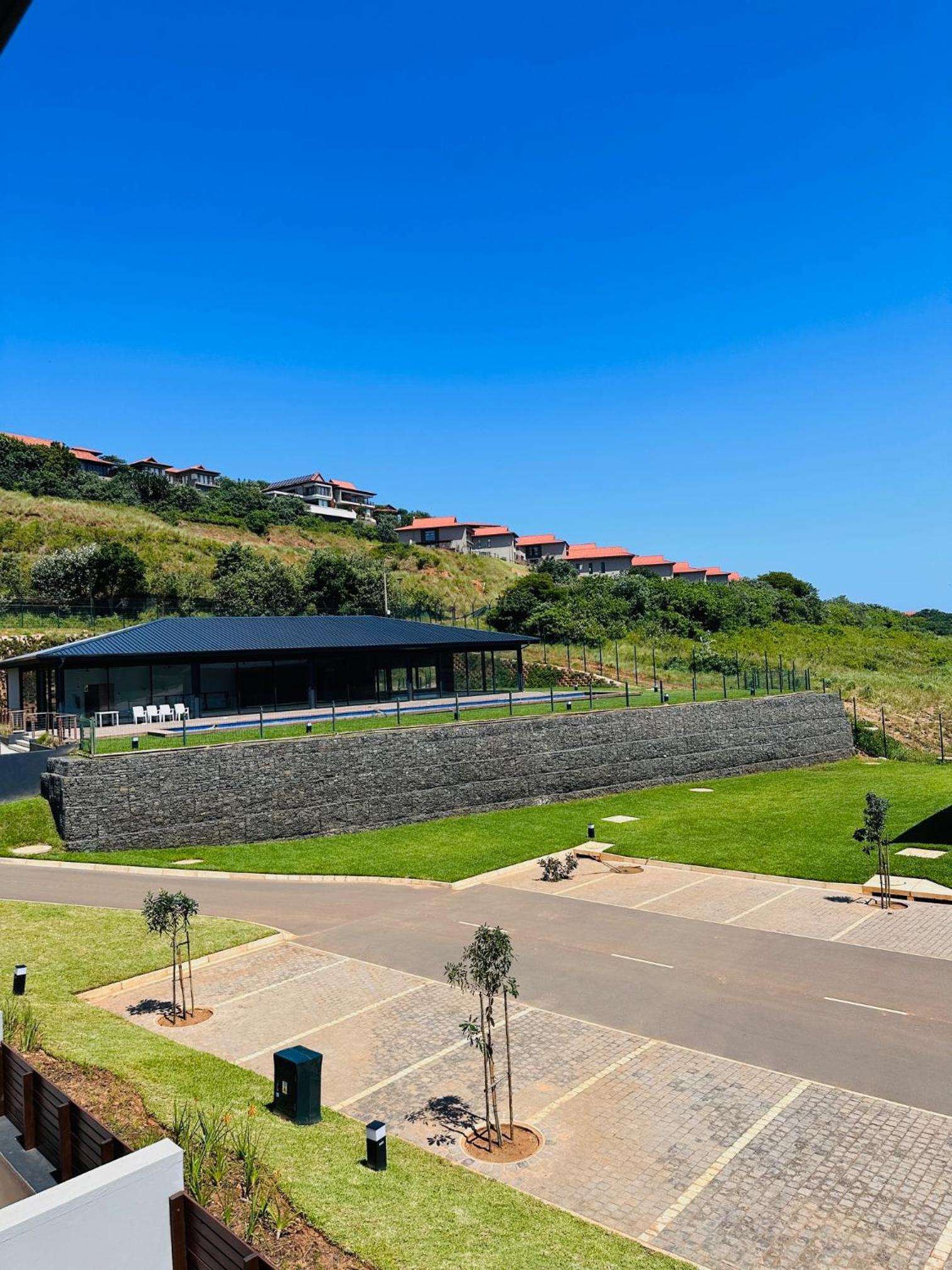 One-Bedroom Apartment with Ocean View photo 2