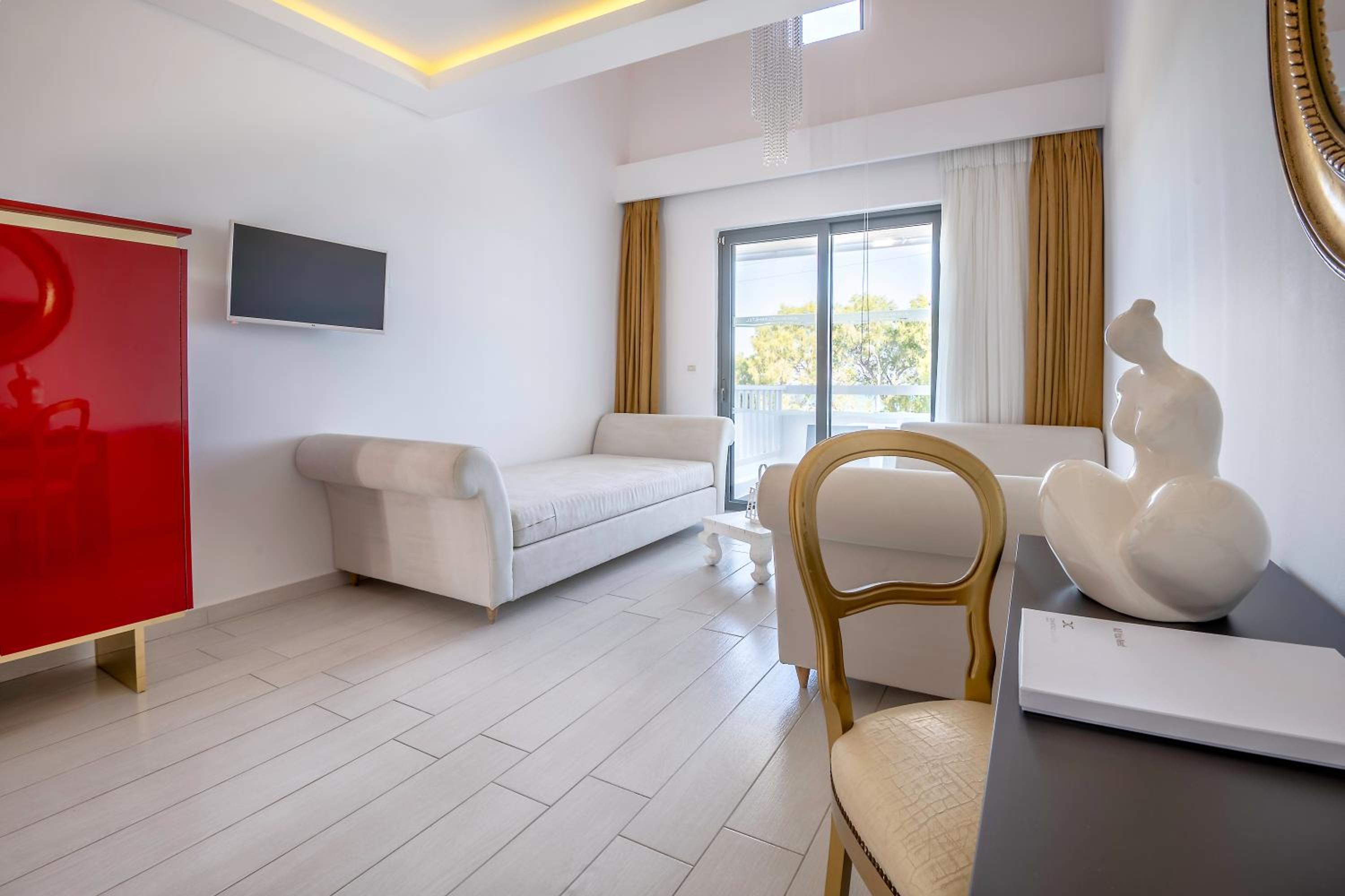 Villa - Split Level - Photo 13