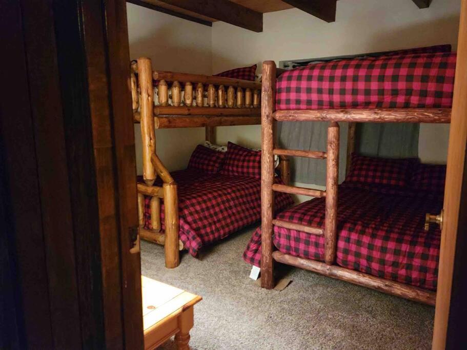 Three-Bedroom Chalet photo 1