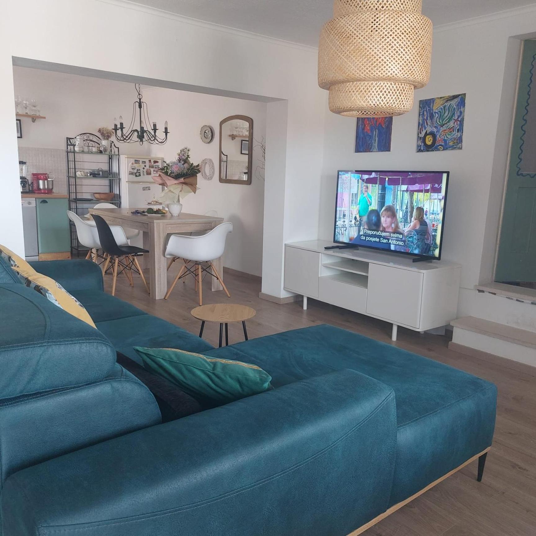 Two-Bedroom Apartment with Balcony and Sea View