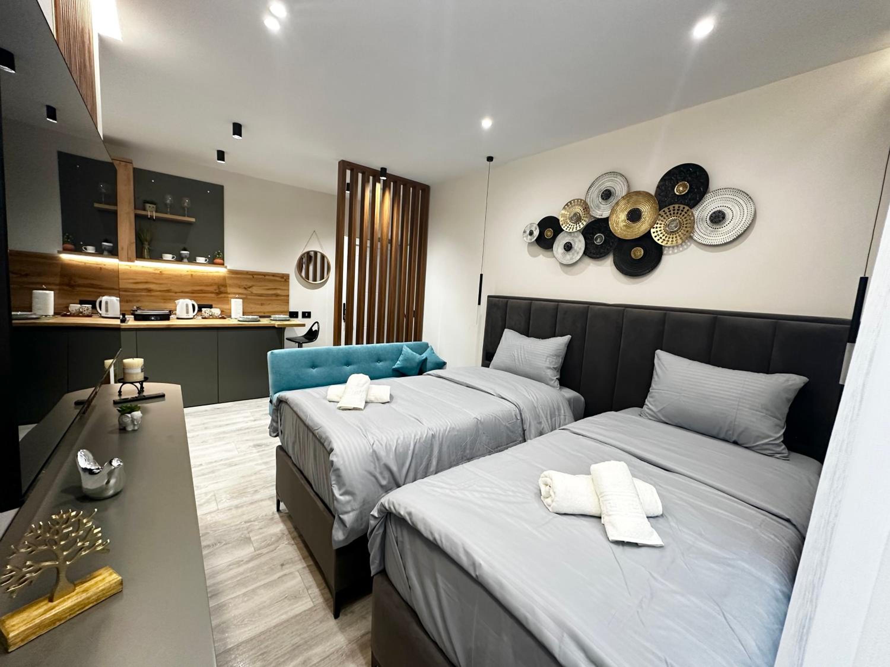 One-Bedroom Apartment