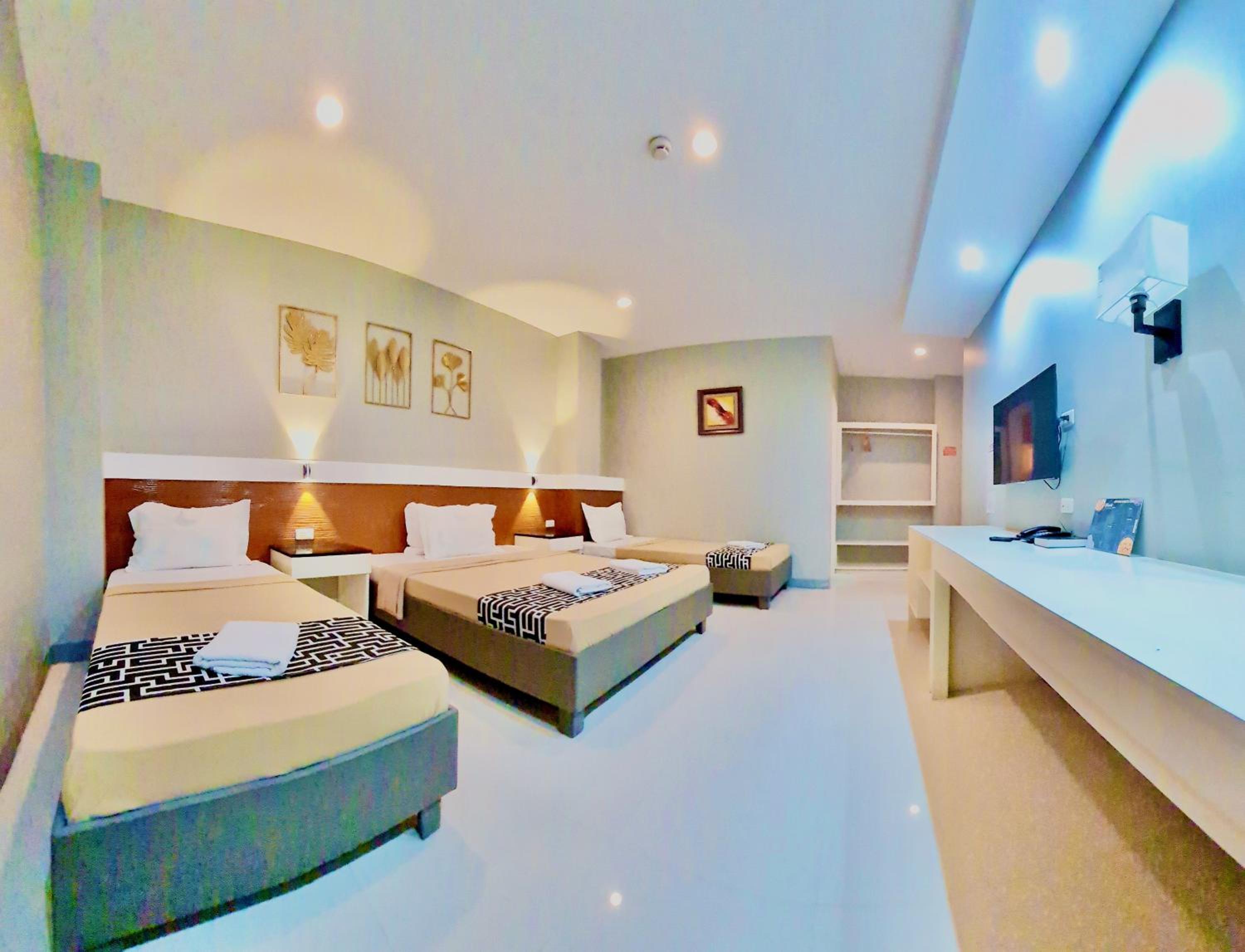 Deluxe Quadruple Room photo 1