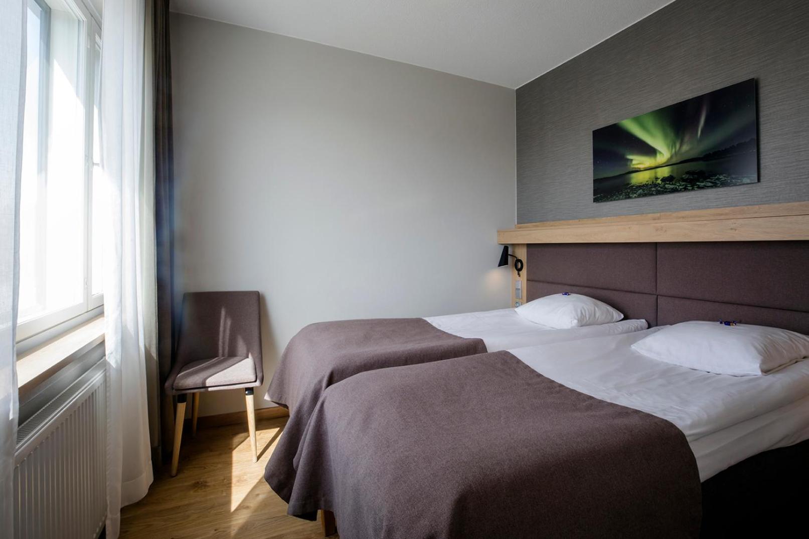 One-Bedroom Suite - Photo 17