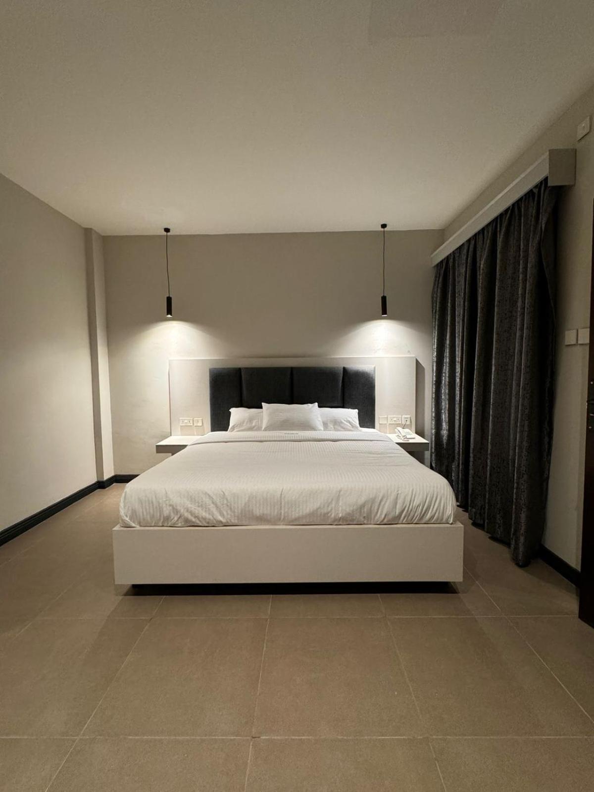 Deluxe Single Room photo 3