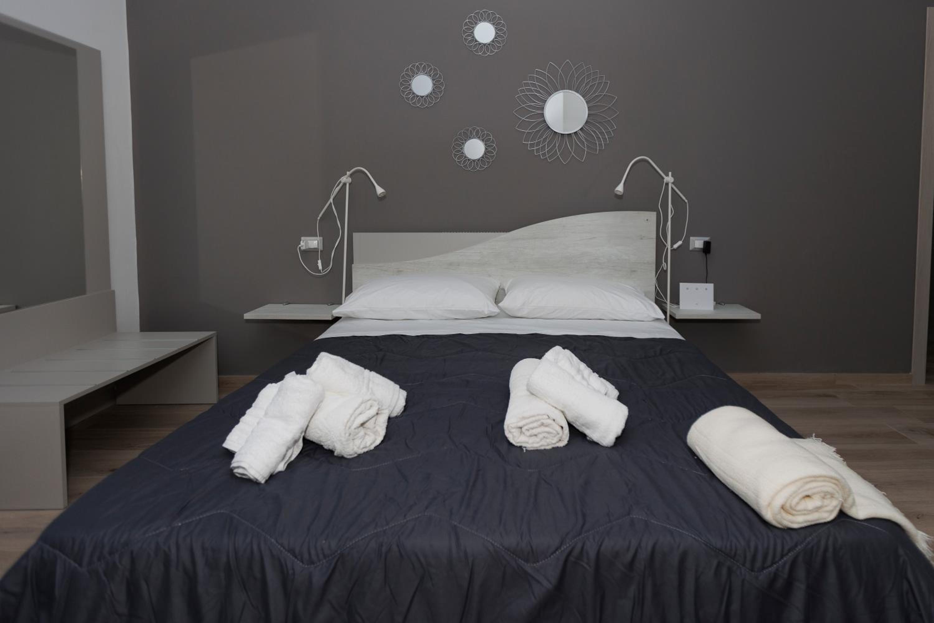 Double Room with Private Bathroom photo 3