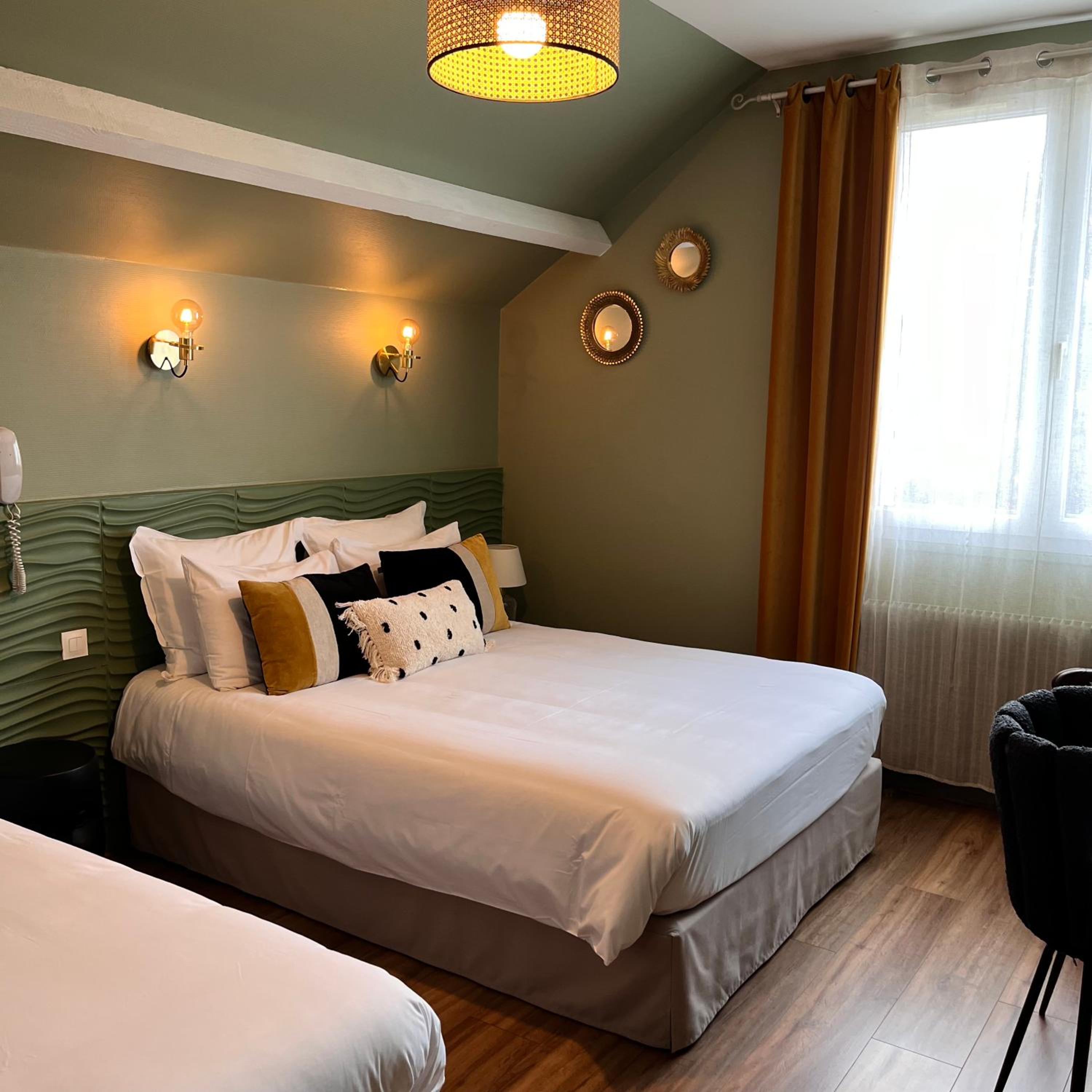 Standard Triple Room - Photo 4