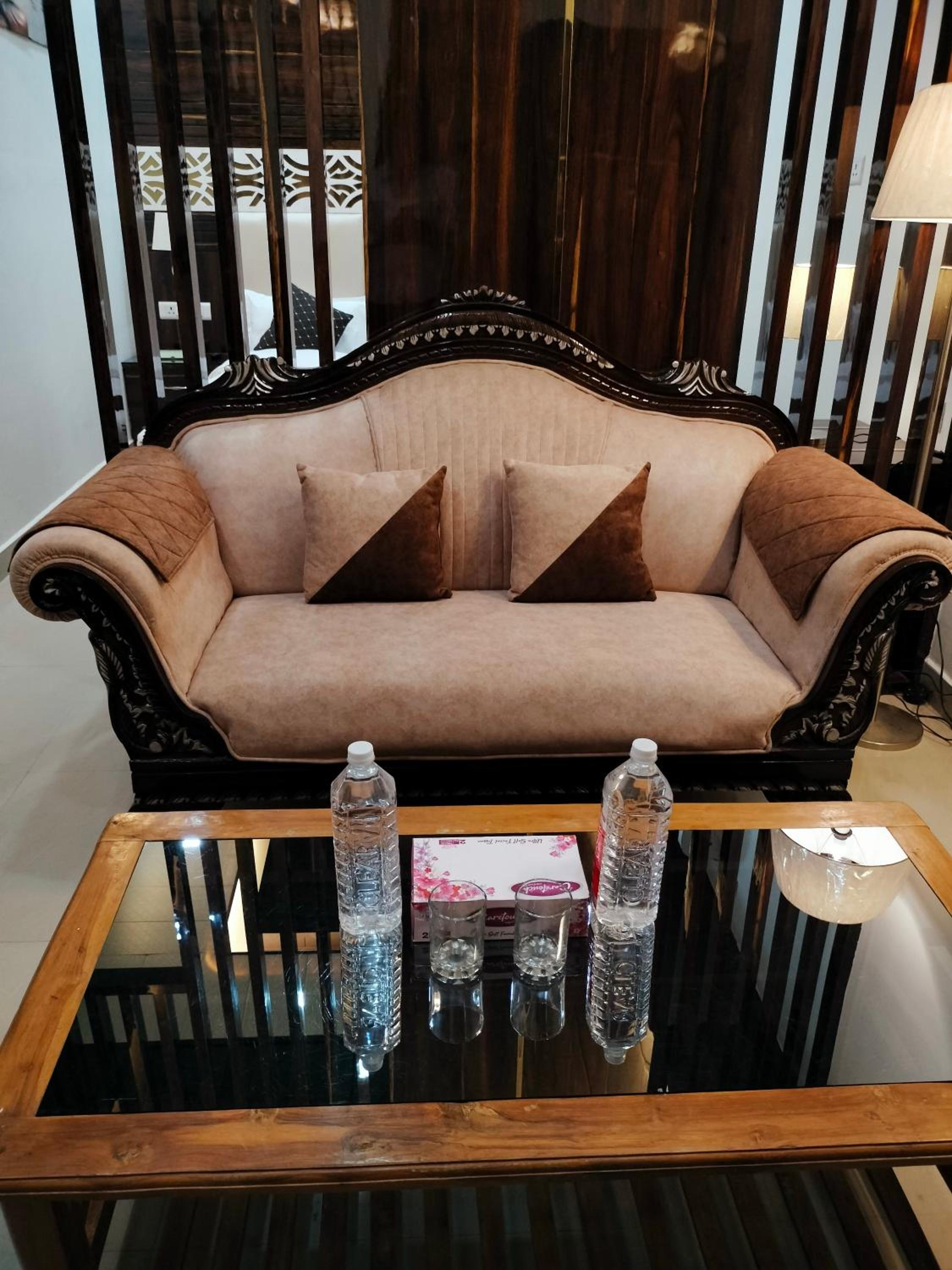Executive Suite - Photo 31