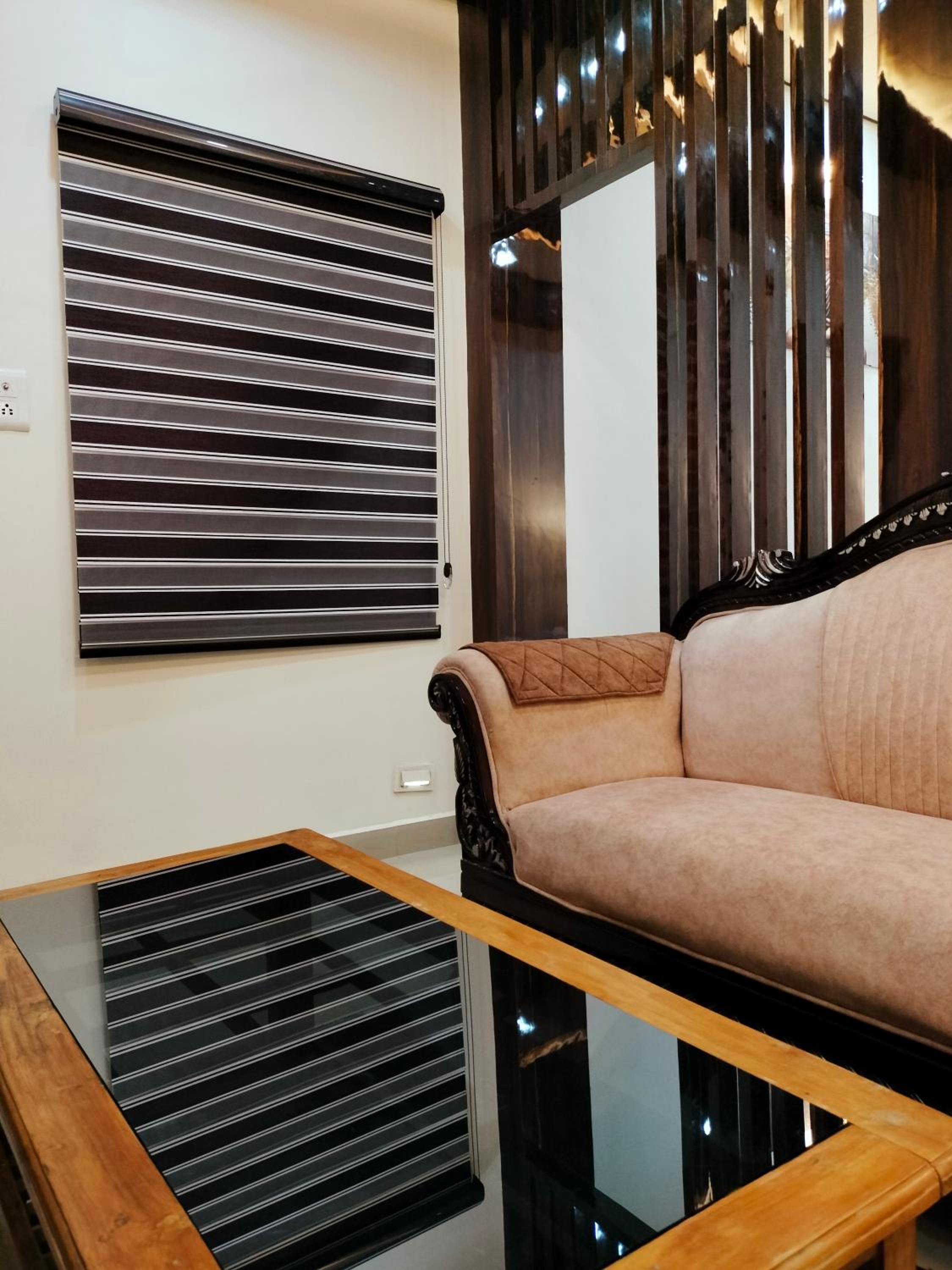 Executive Suite - Photo 29