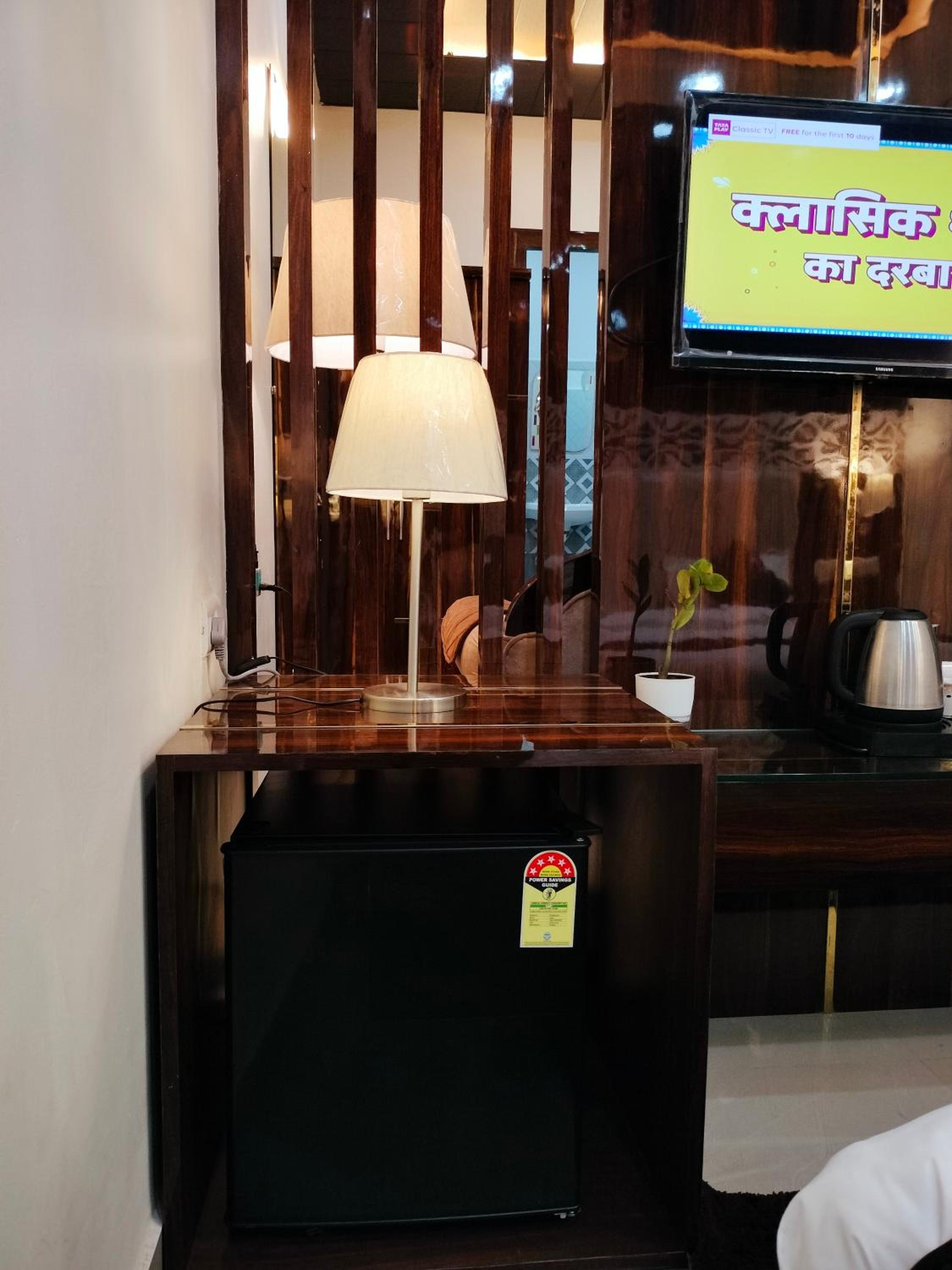 Executive Suite - Photo 3