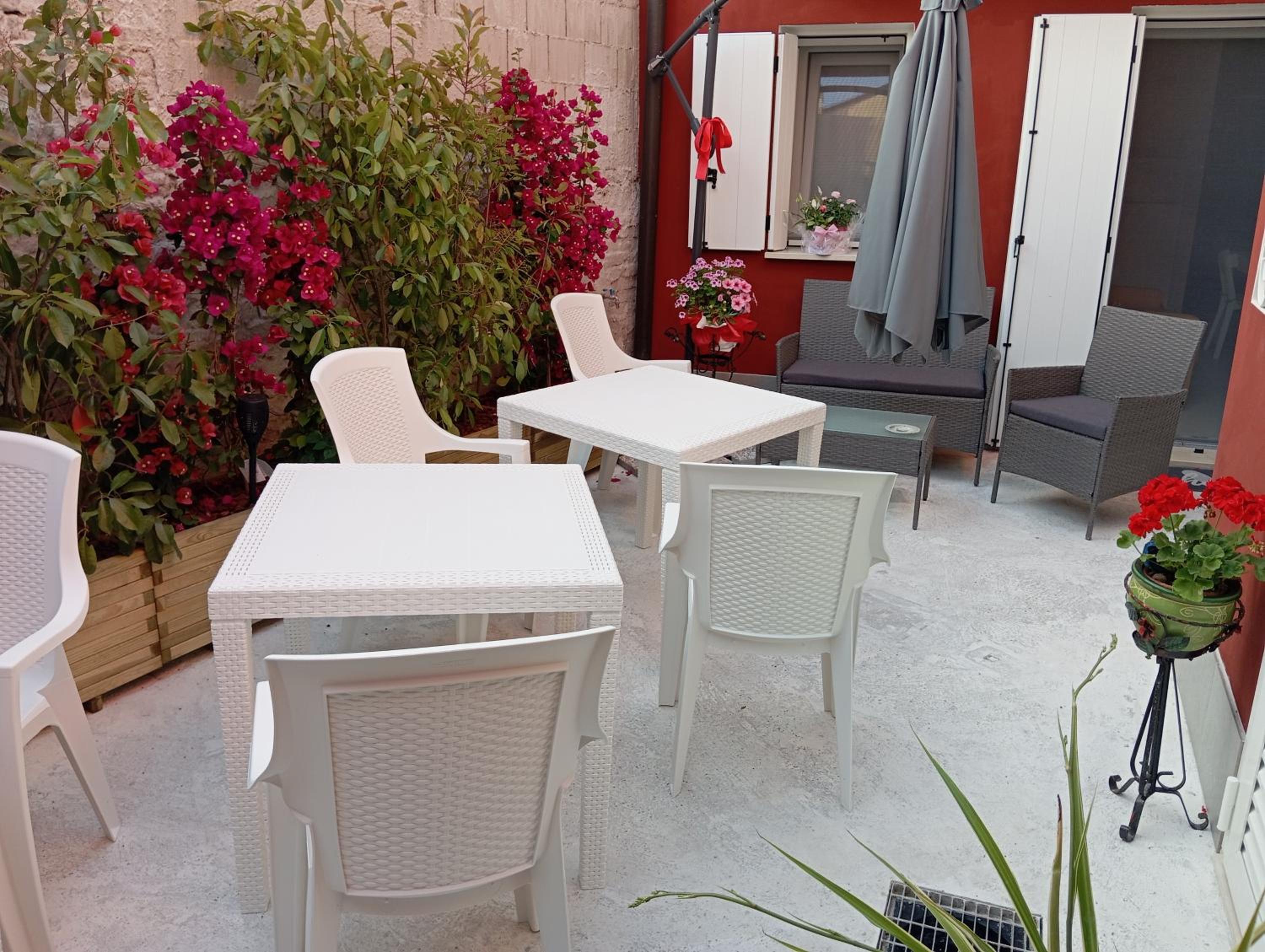 Apartment with Garden View photo 3