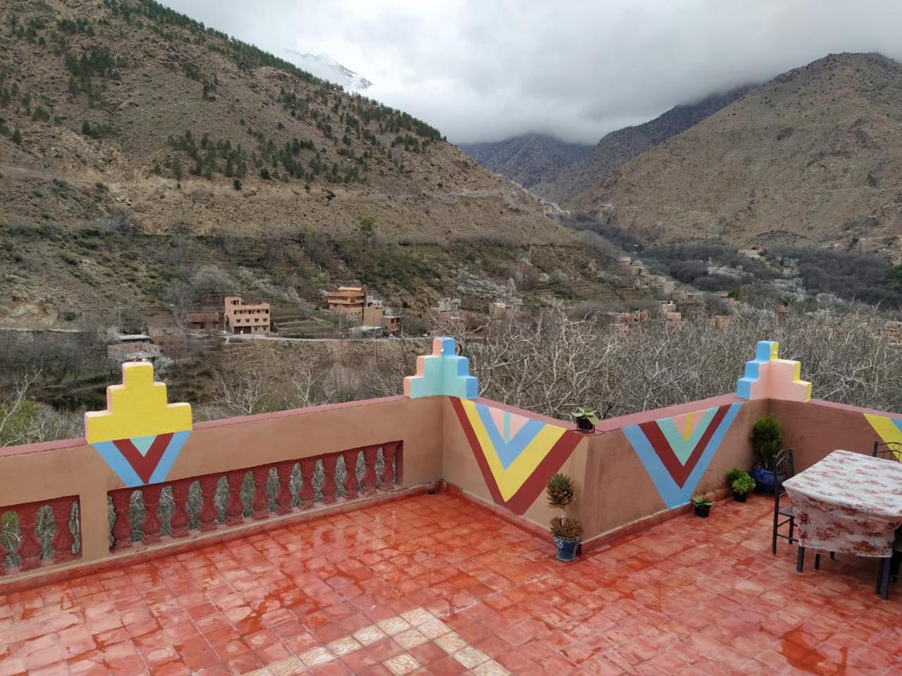 Triple Room with View - Photo 13