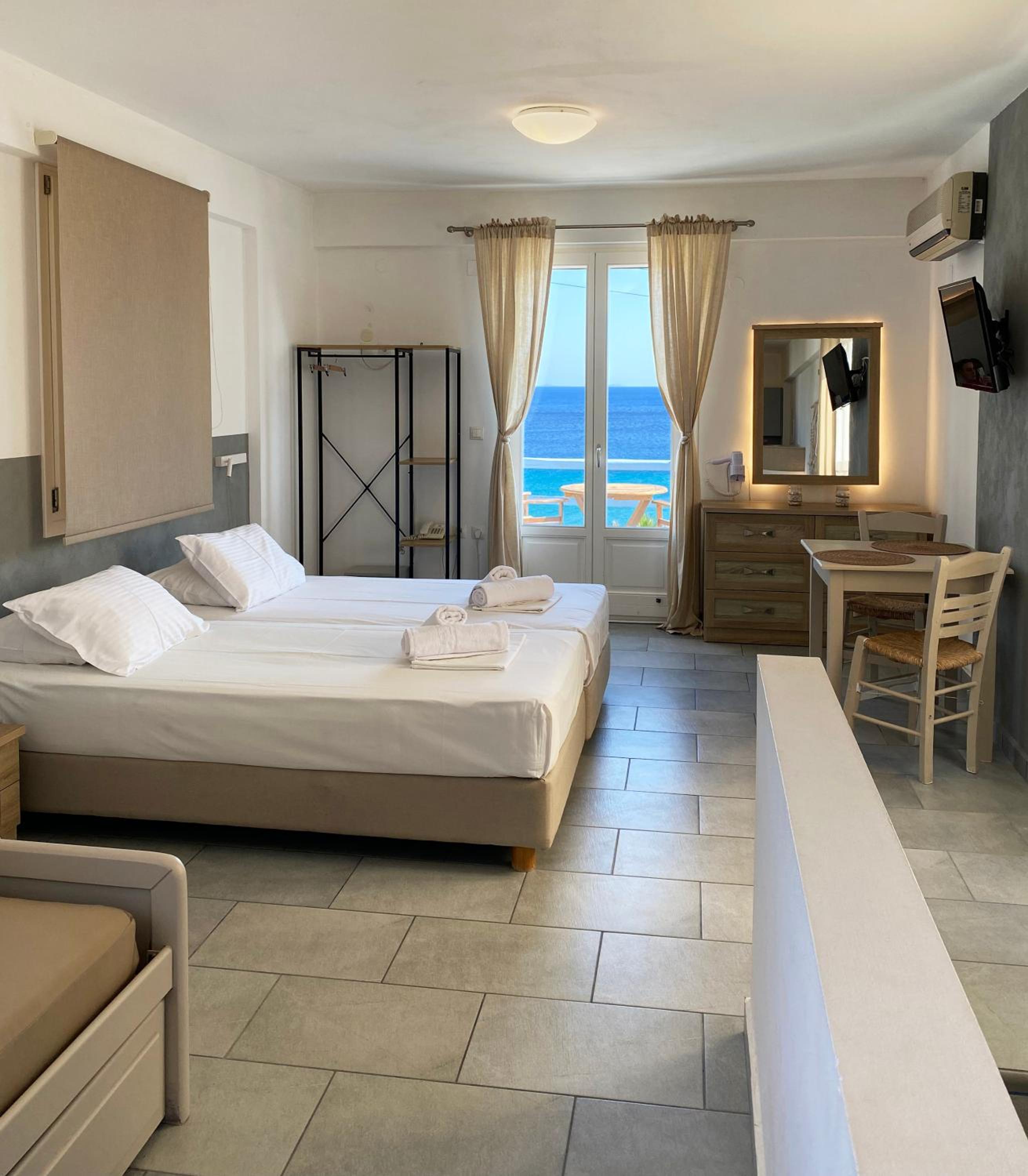 Superior Studio with Panoramic Sea View
